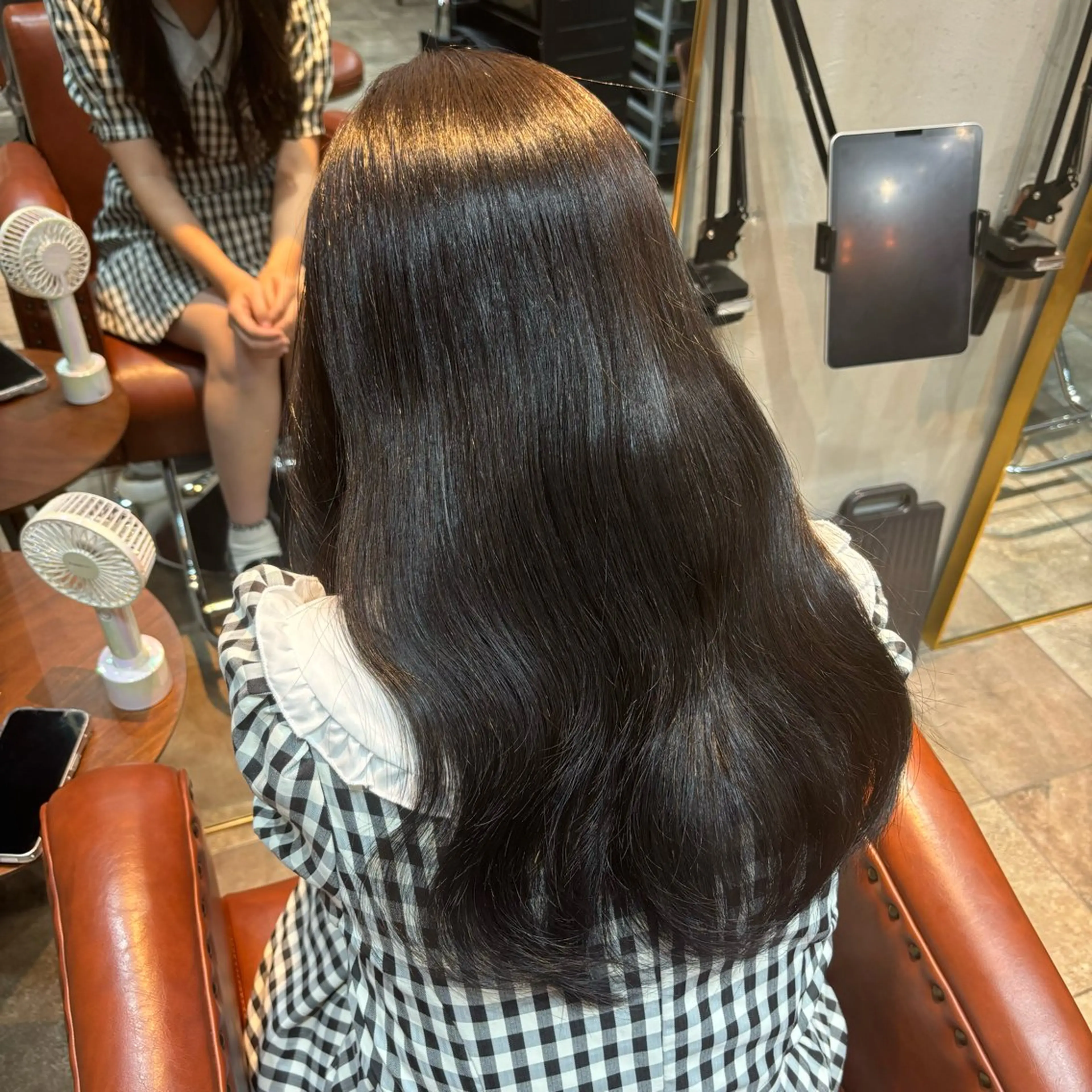 セミロング カラー アッシュ ベージュカラー SHEER.Ginza所属・♡髪質改善ストレート 清水歩美♡のヘアスタイル