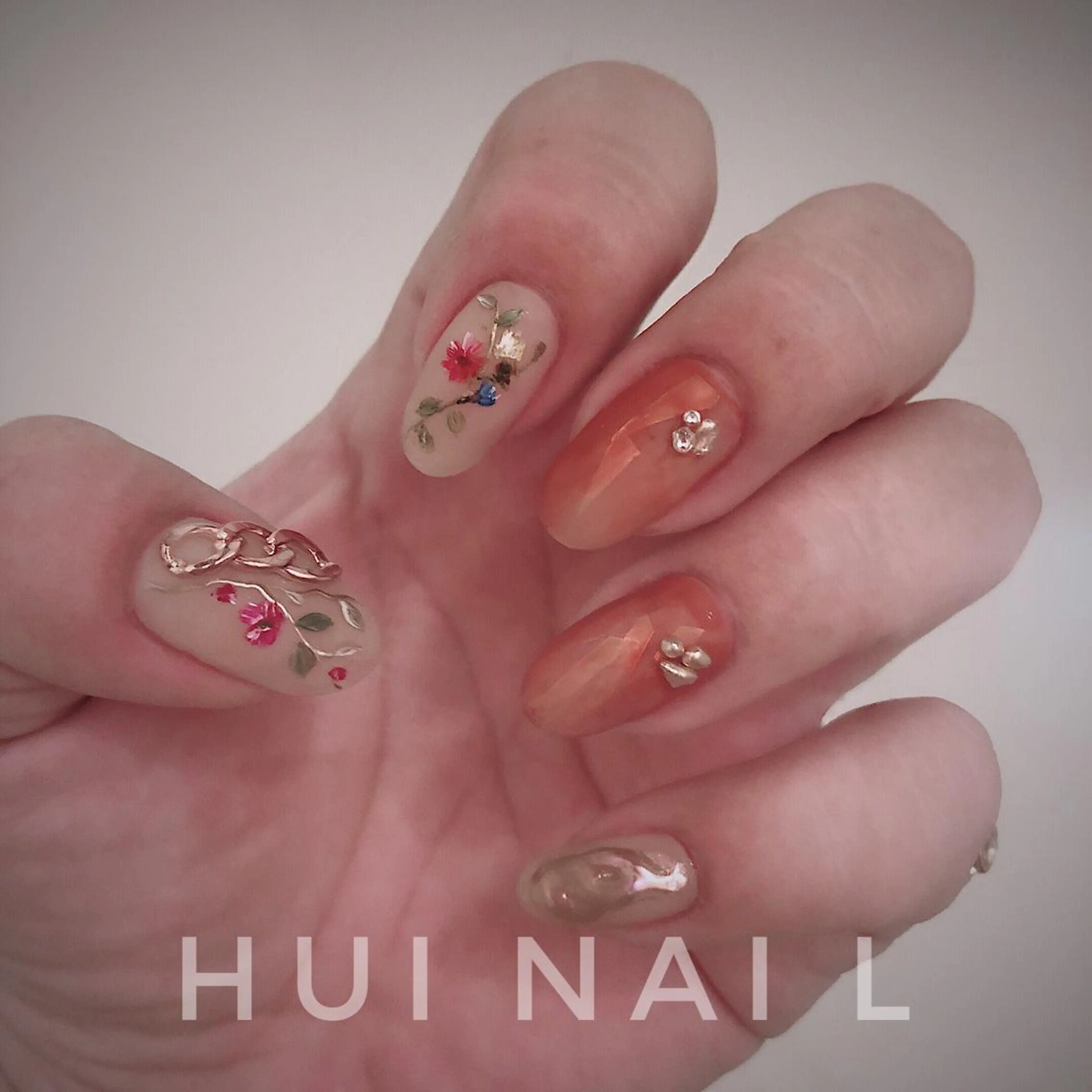 ミディアム めぐみのネイルサロン 惠のネイルデザイン