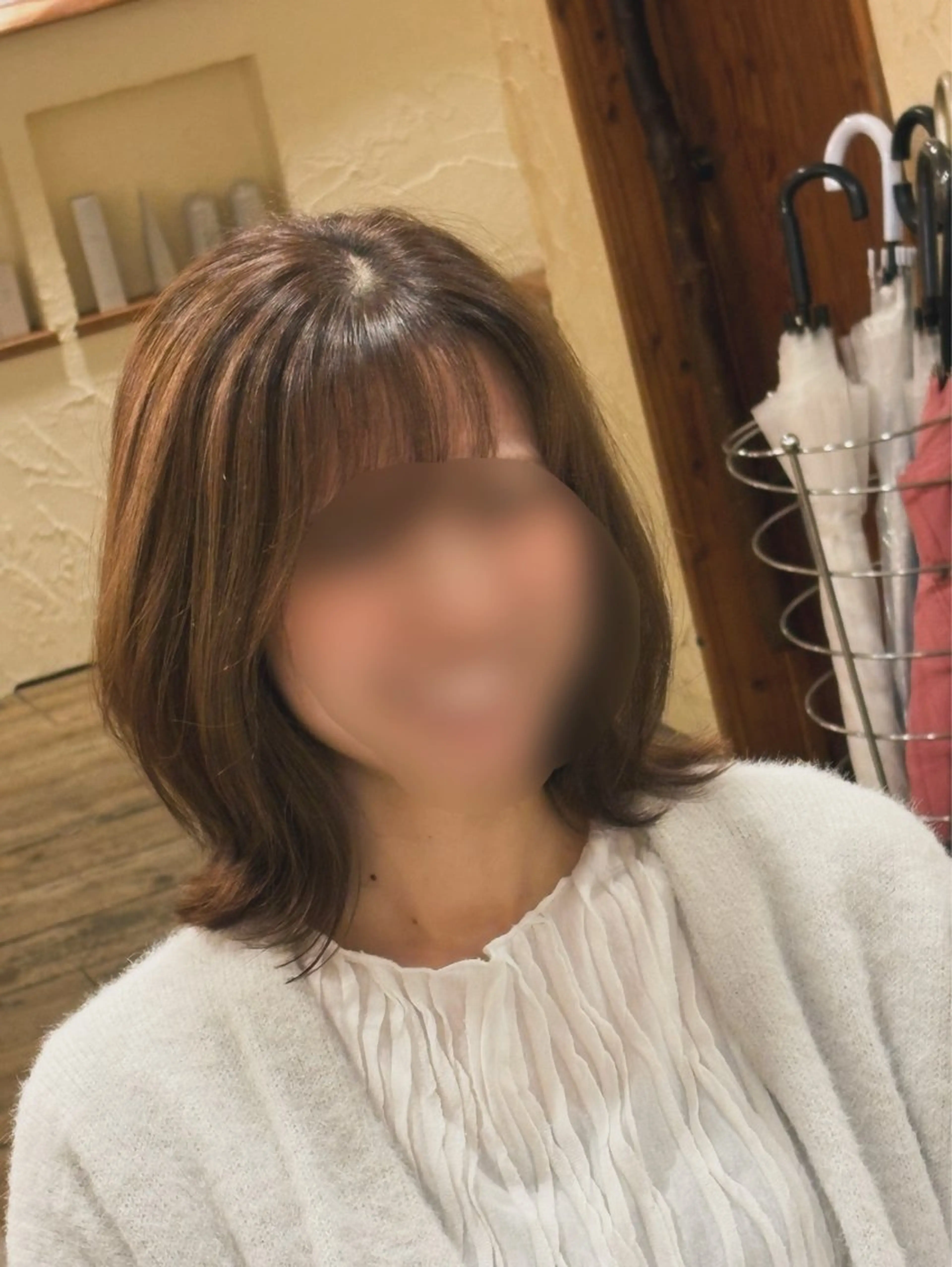 ミディアム カット ヘアカラー 柘植 雅大のヘアスタイル