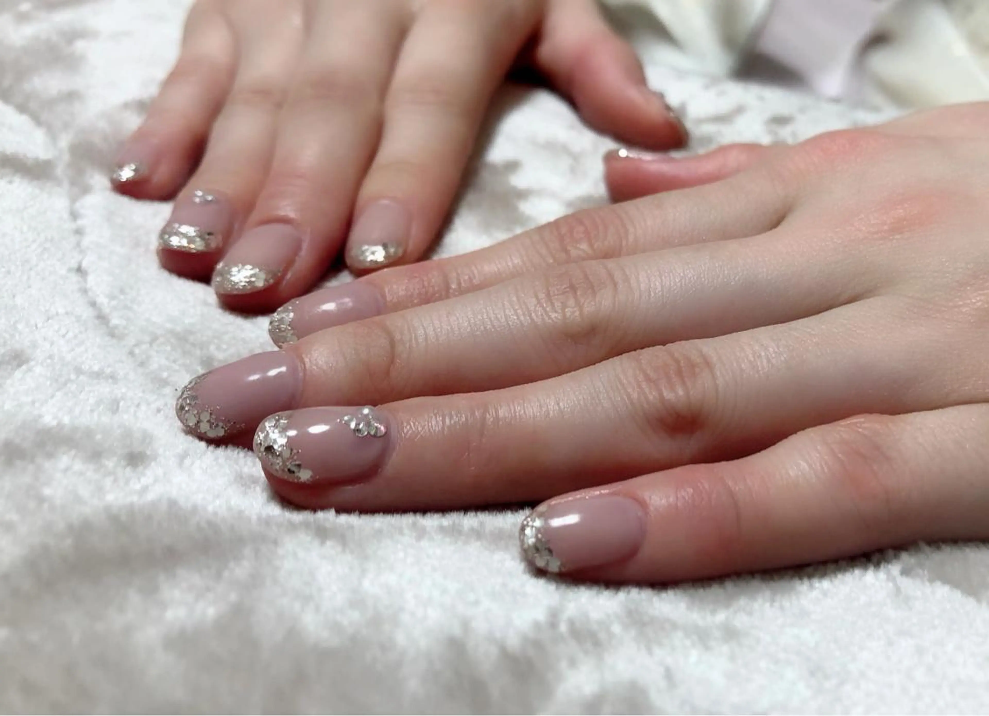 ネイル フレンチネイル ラメ(グリッター) ハンドネイル t. yoshizawaのネイルデザイン