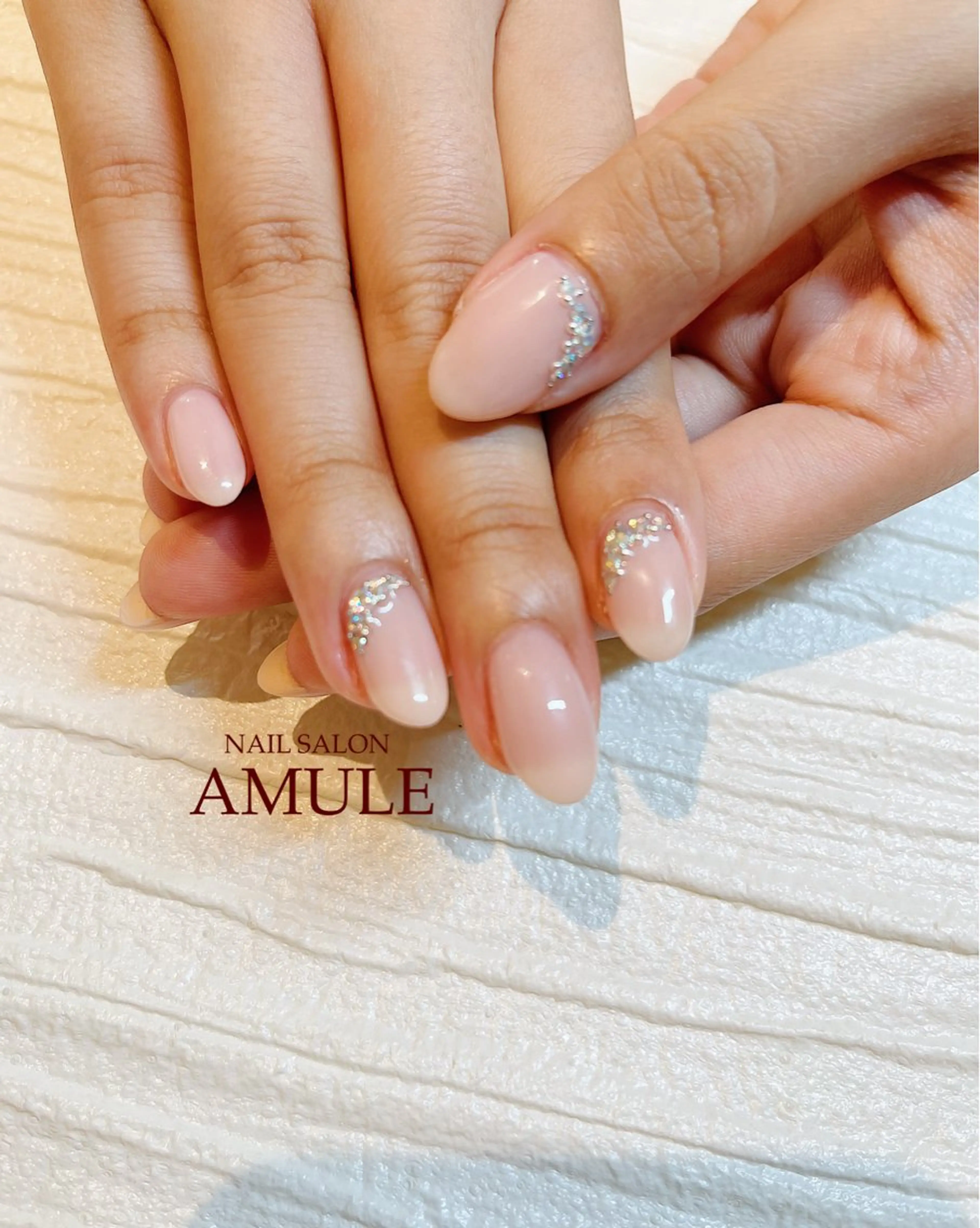 ネイル アートネイル ジェルネイル ワンカラーネイル ストーンネイル ハンドネイル NAILSALON AMULEのネイルデザイン