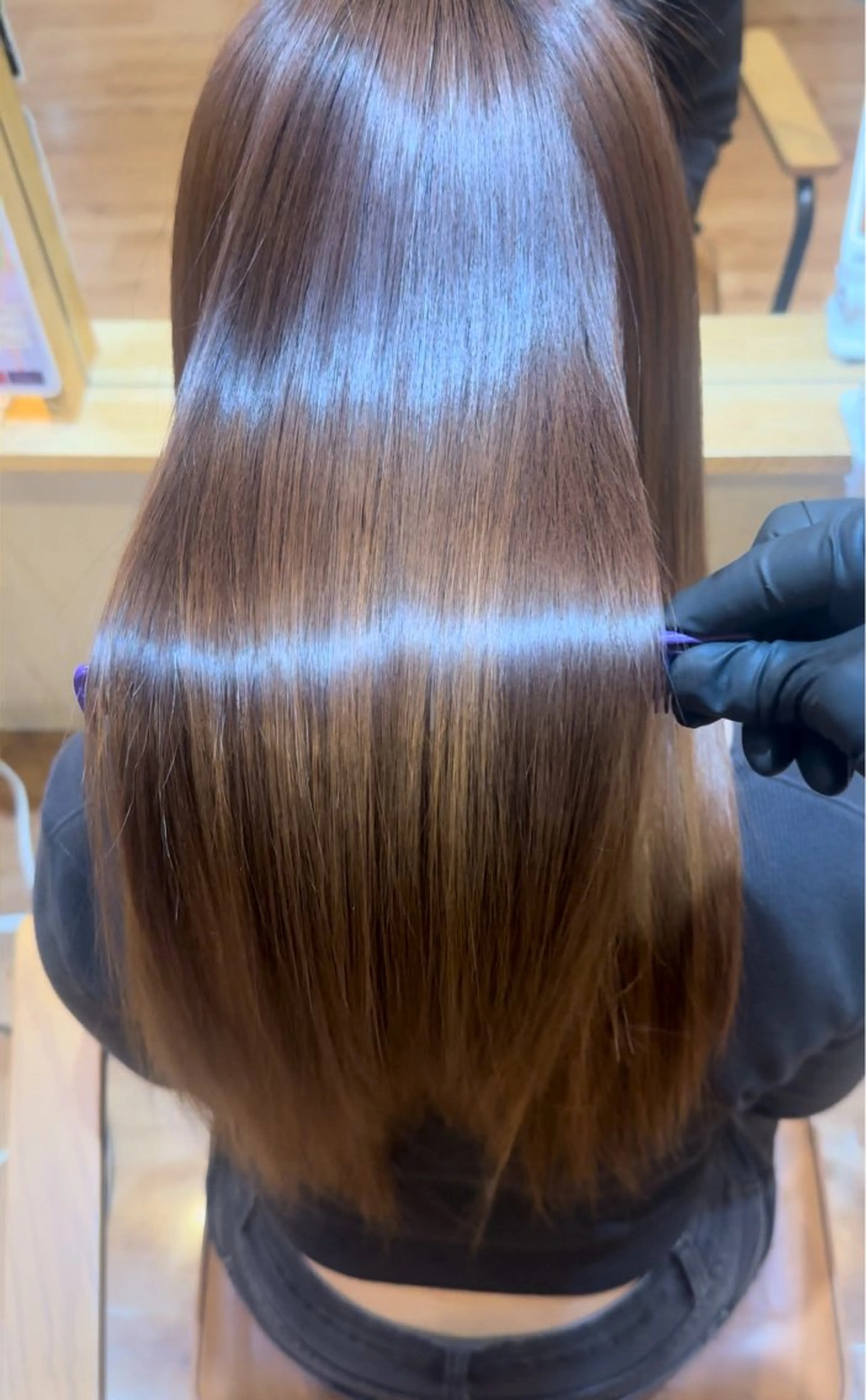 ロング カット ヘアカラー 前澤 秀斗のヘアスタイル