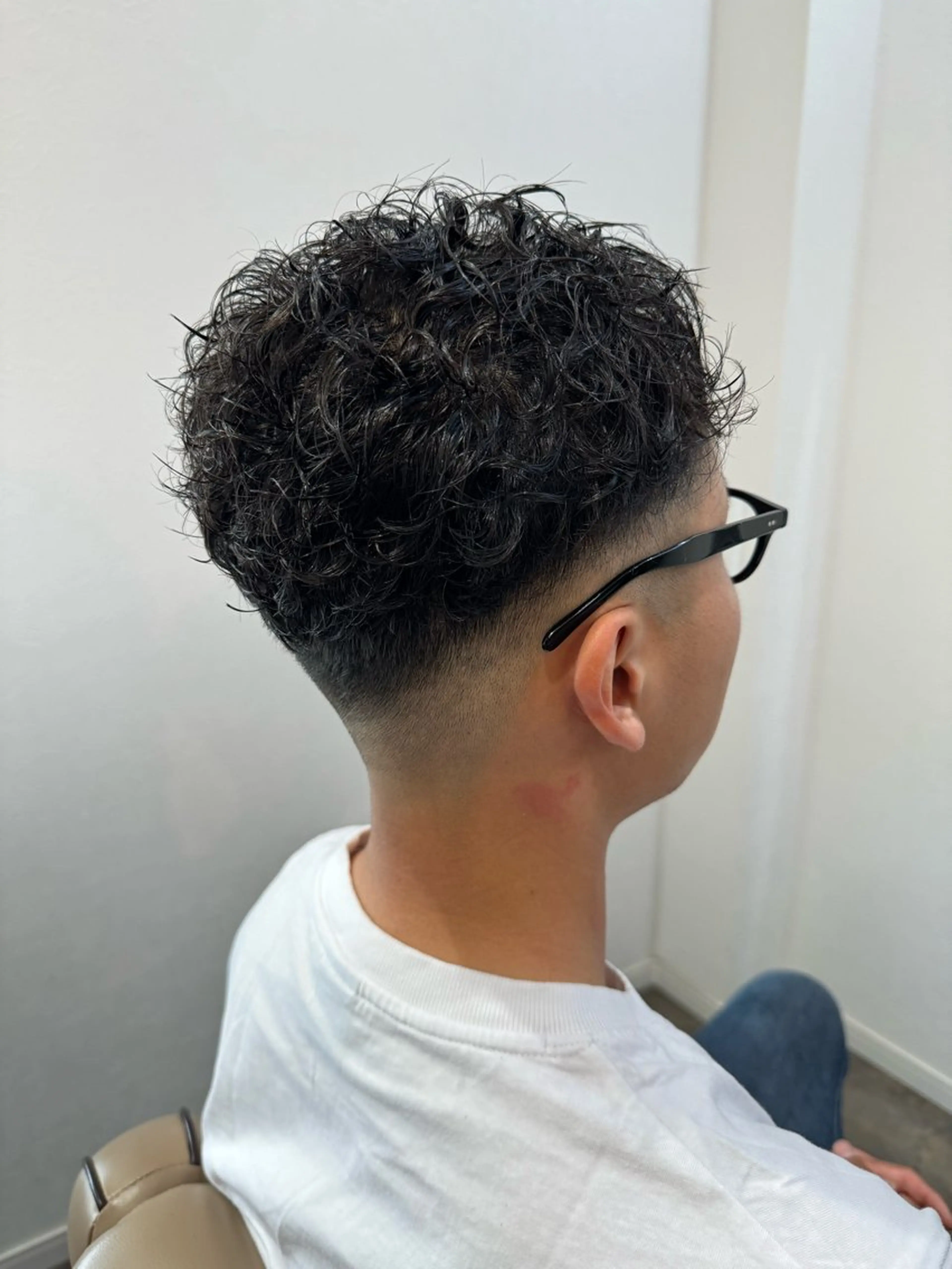 パーマ メンズ カット Salon de Qualia(サロンドクオリア)所属・杉下　涼/ハイトーン /髪質改善/パーマのヘアスタイル