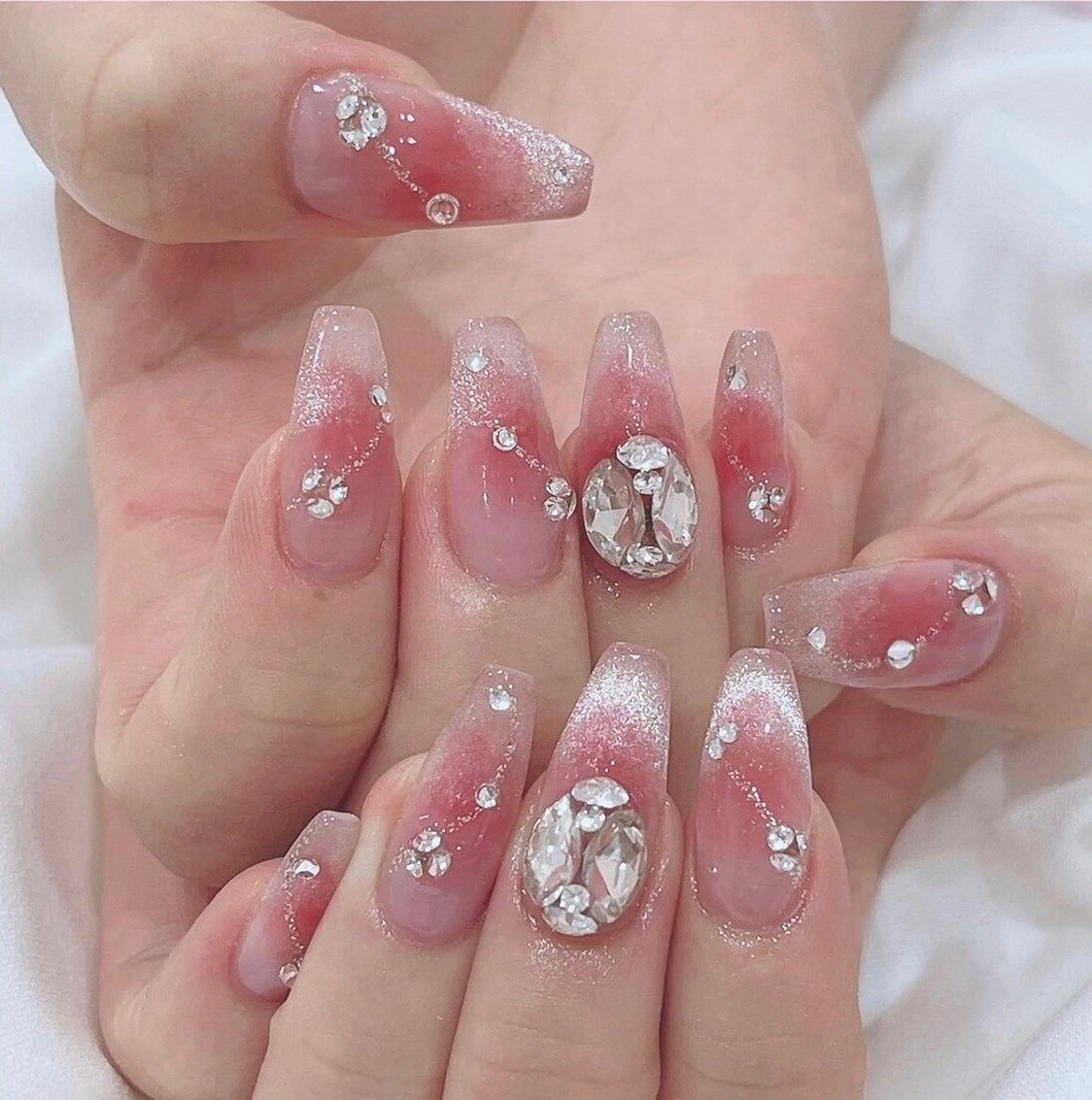 ネイル ハンドネイル 【パラジェル・フィルイン】 T&BNAIL STUDIO所属・ナ サギ ロング無制限中のネイルデザイン