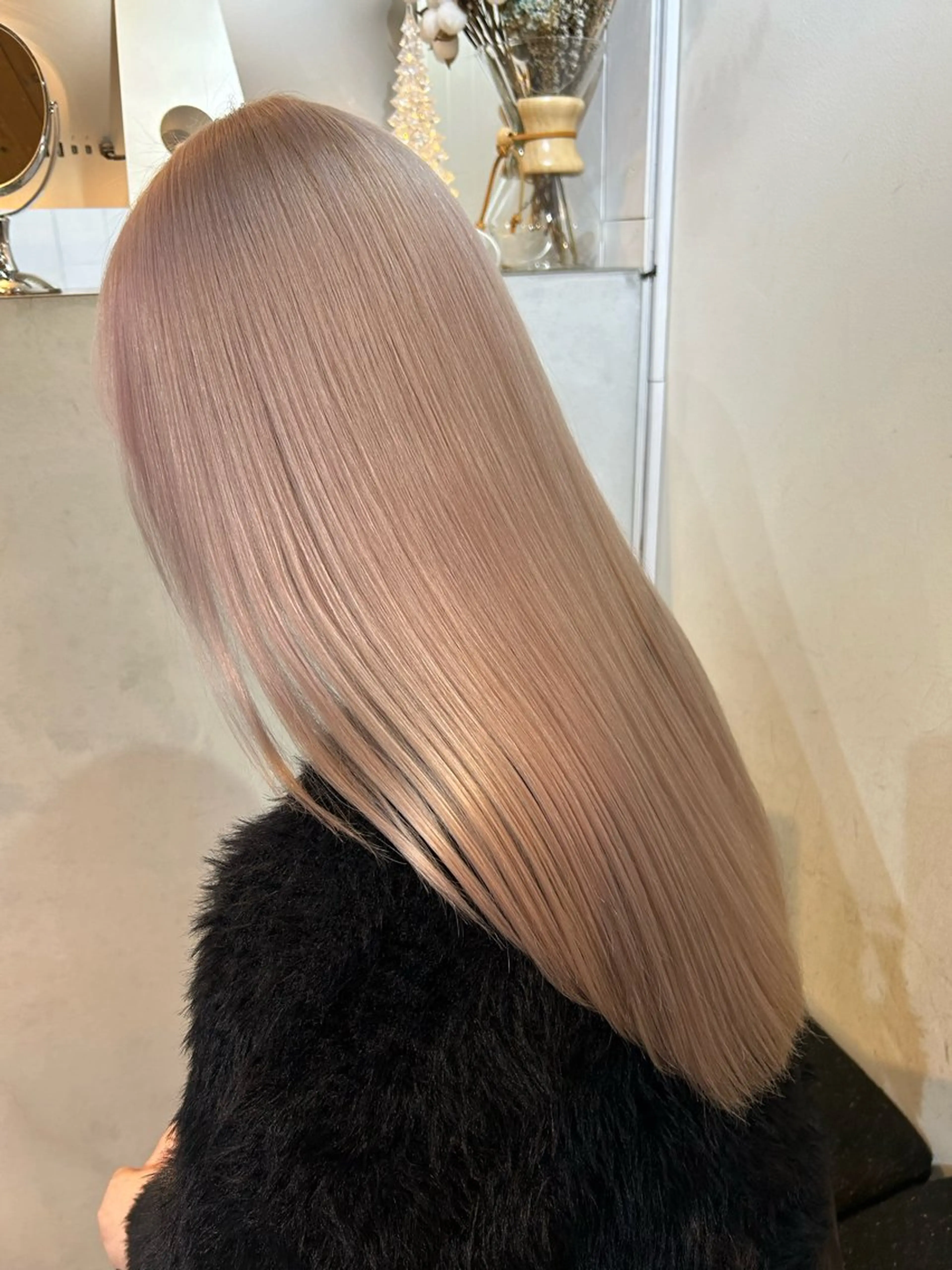 ロング カラー ブロンド ピンクカラー カット ヘアカラー トリートメント 🧸艶々韓国ヘア 🧁mizunaのヘアスタイル