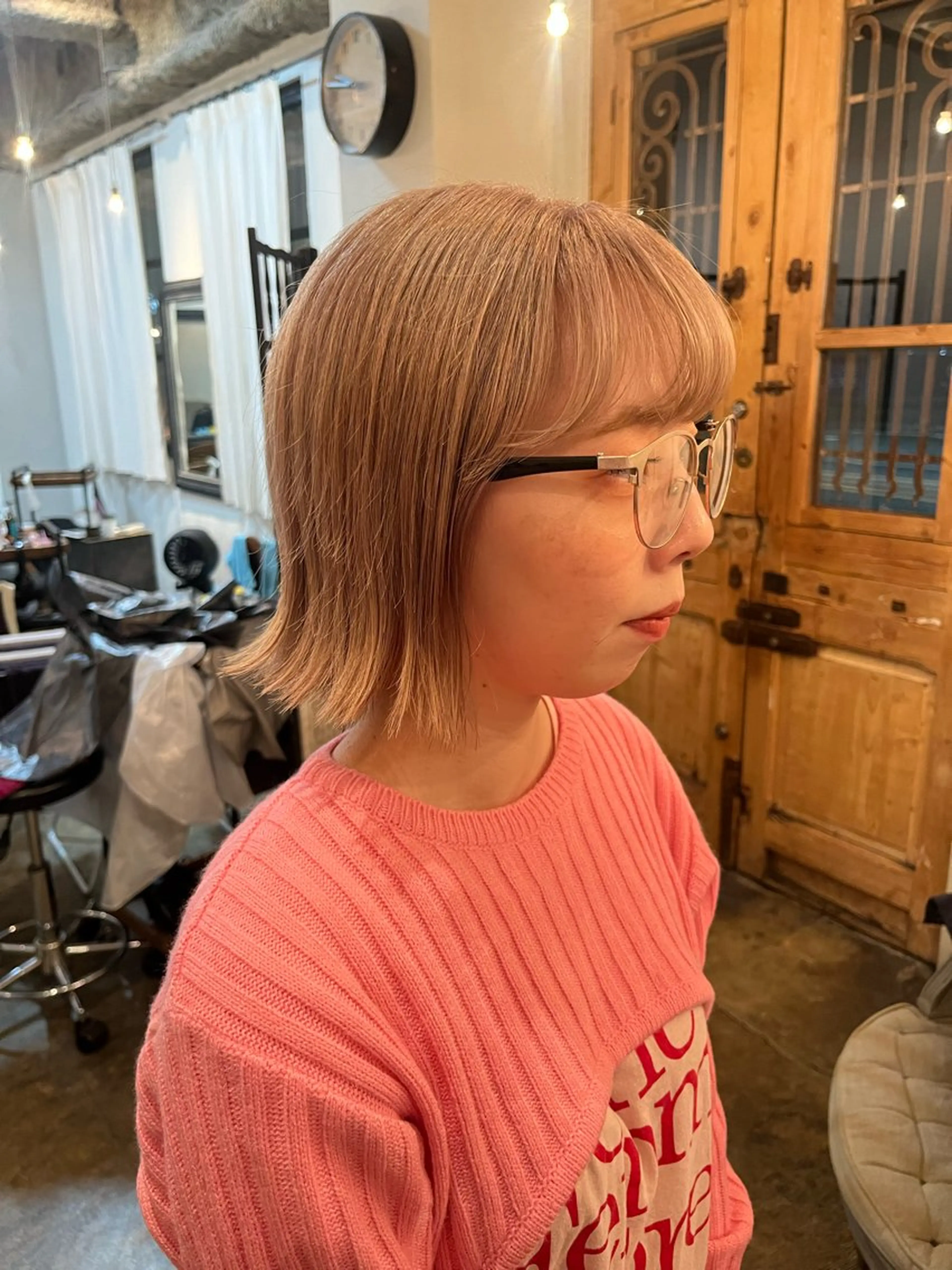 カラー 藤井 美歩/赤髪のヘアスタイル