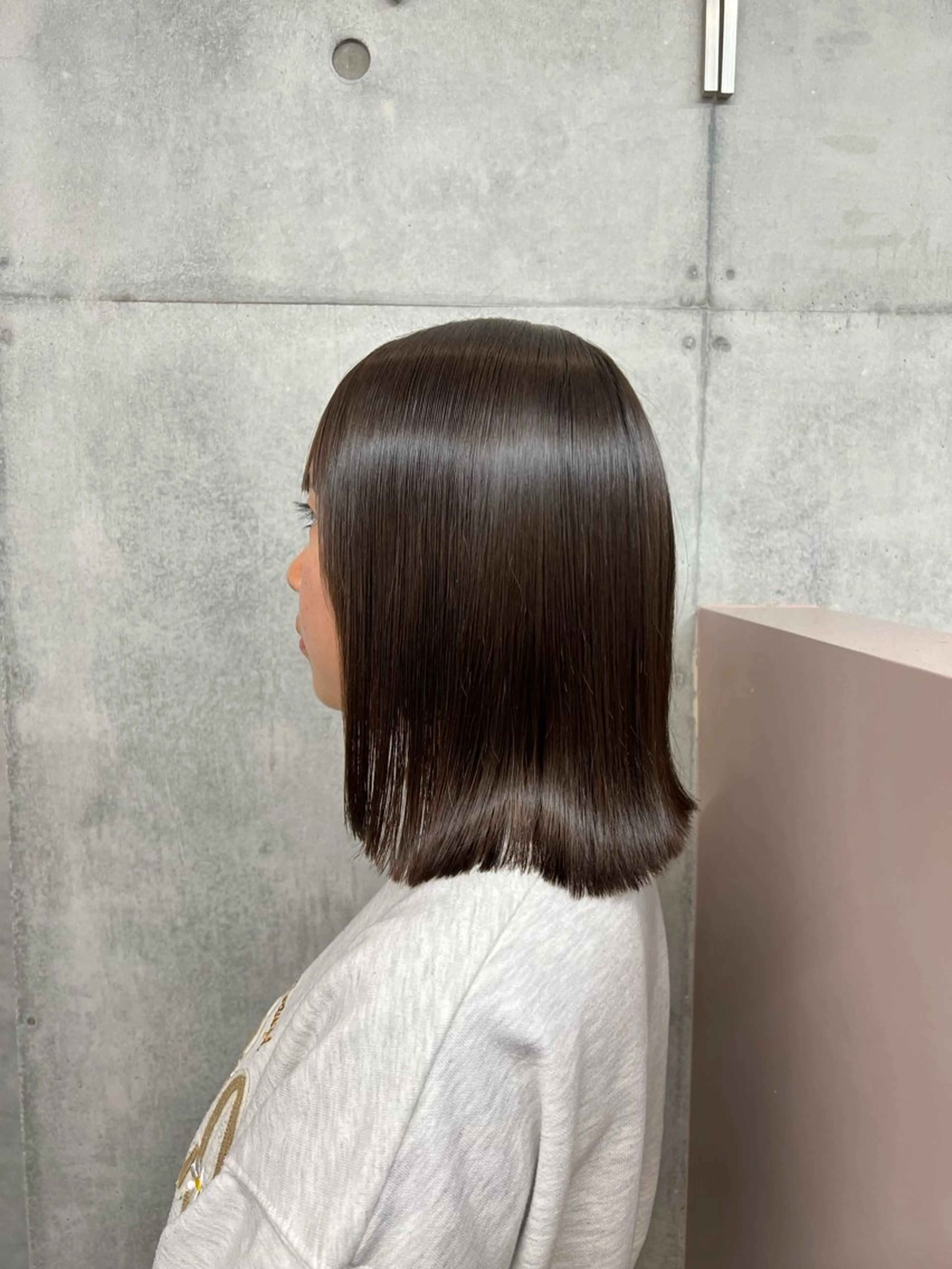 ミディアム 縮毛矯正 カット 縮毛矯正 カコ/レイヤーカット ヘアアレンジのヘアスタイル