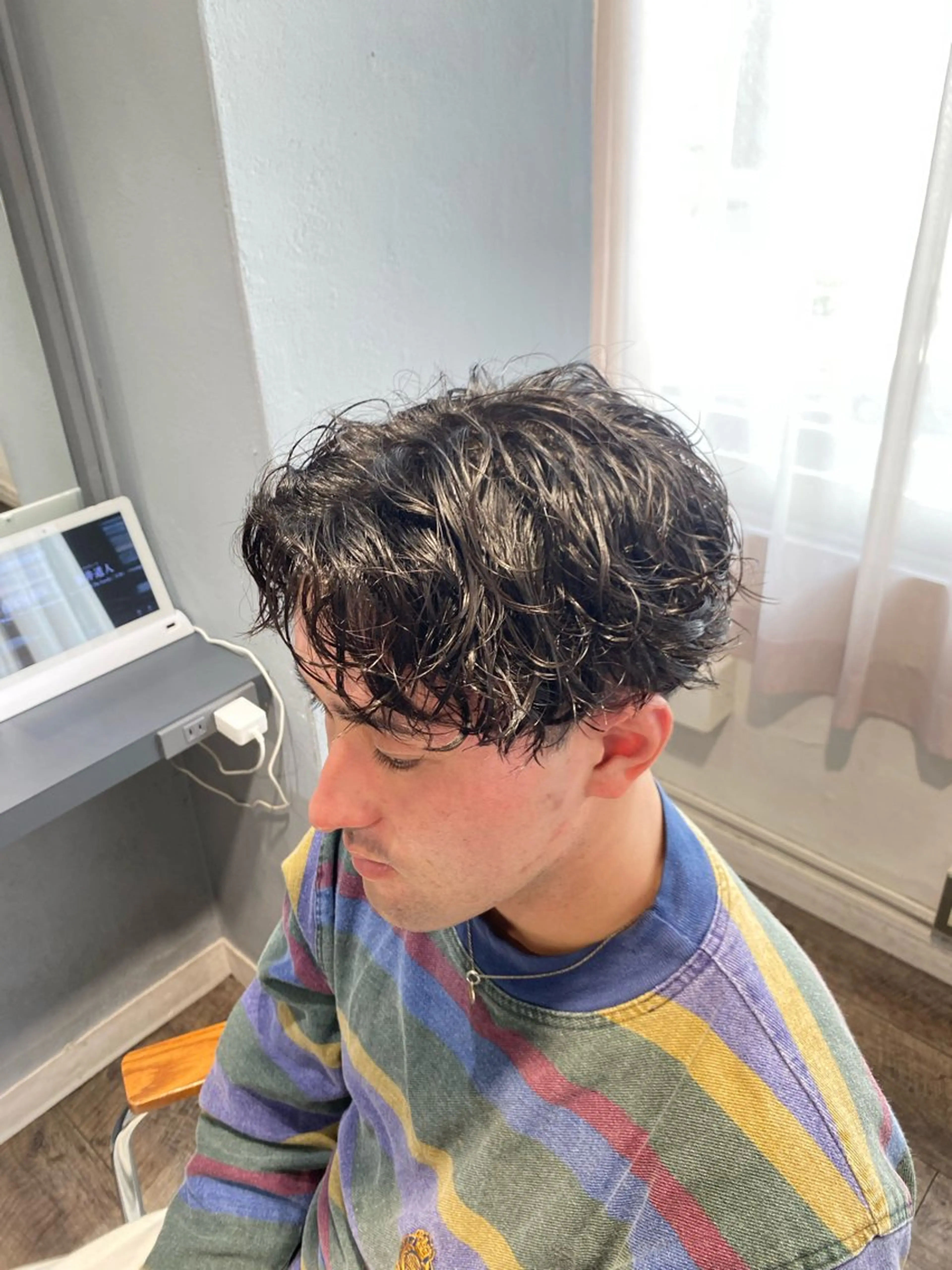 ショート パーマ メンズ カット パーマ 江﨑 翔のヘアスタイル