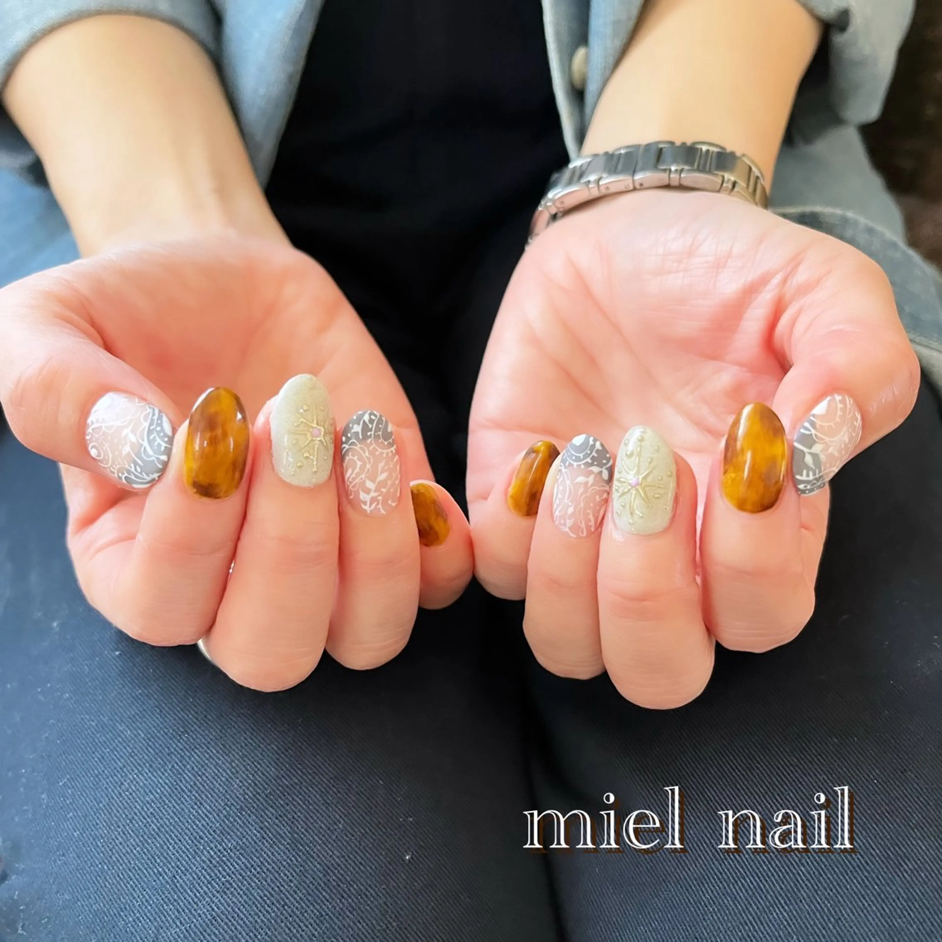 ネイル べっ甲ネイル フレンチネイル マットネイル 冬ネイル ハンドネイル miel nailのネイルデザイン