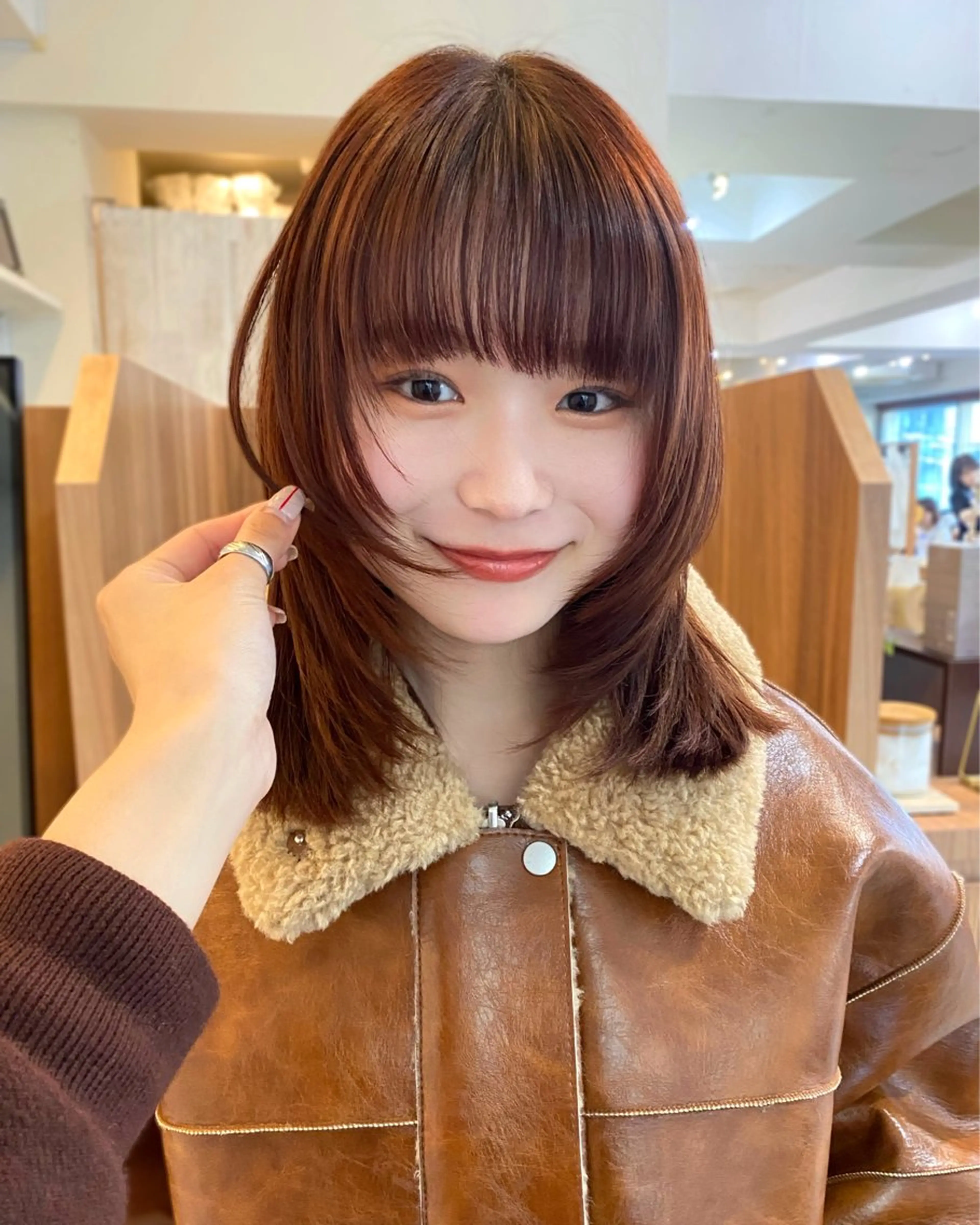 ミディアム カラー 似合わせカット カット ヘアカラー トリートメント shiori/暖色/ レイヤー/似合わせのヘアスタイル