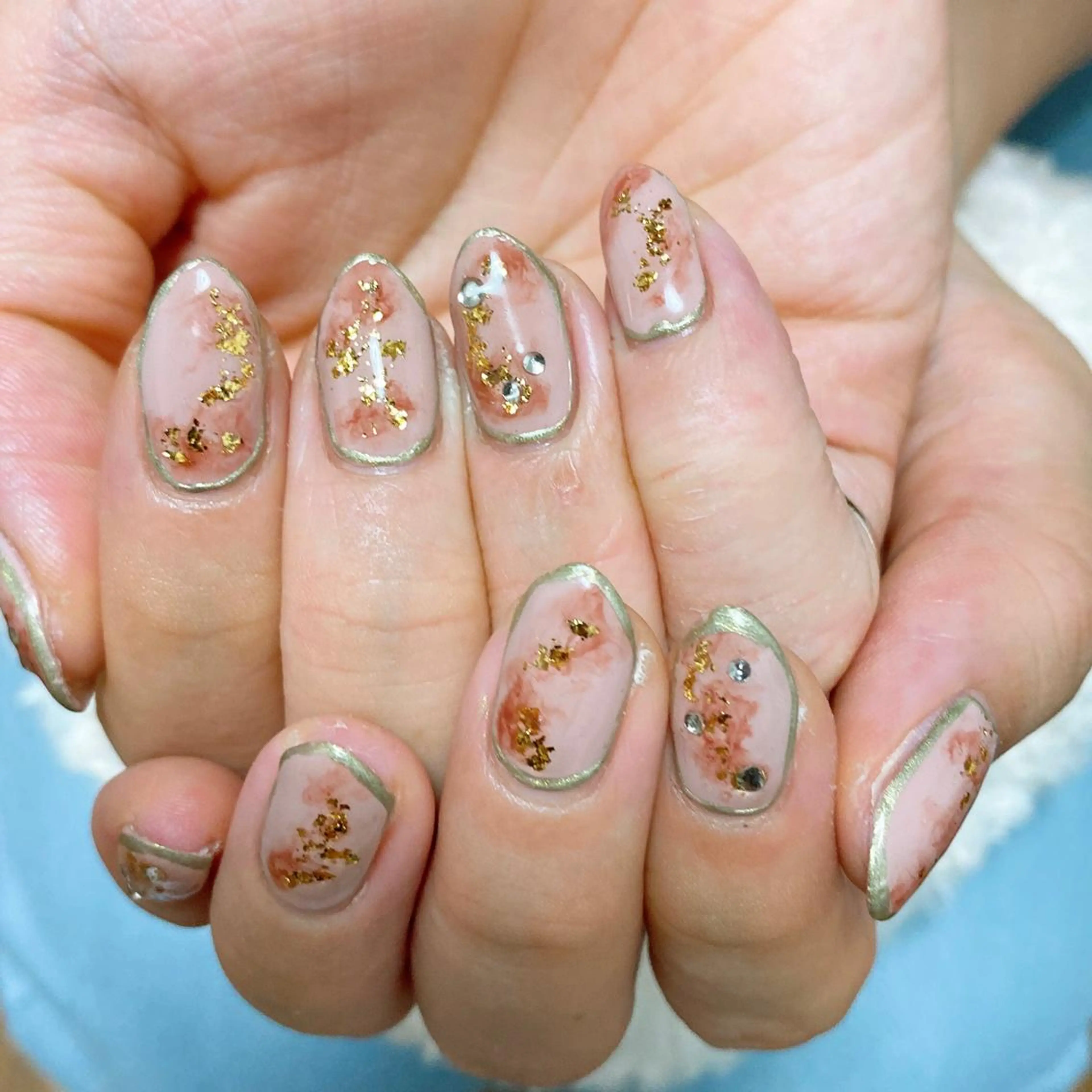 ネイル The Best Beauty受付担当のヘアスタイル