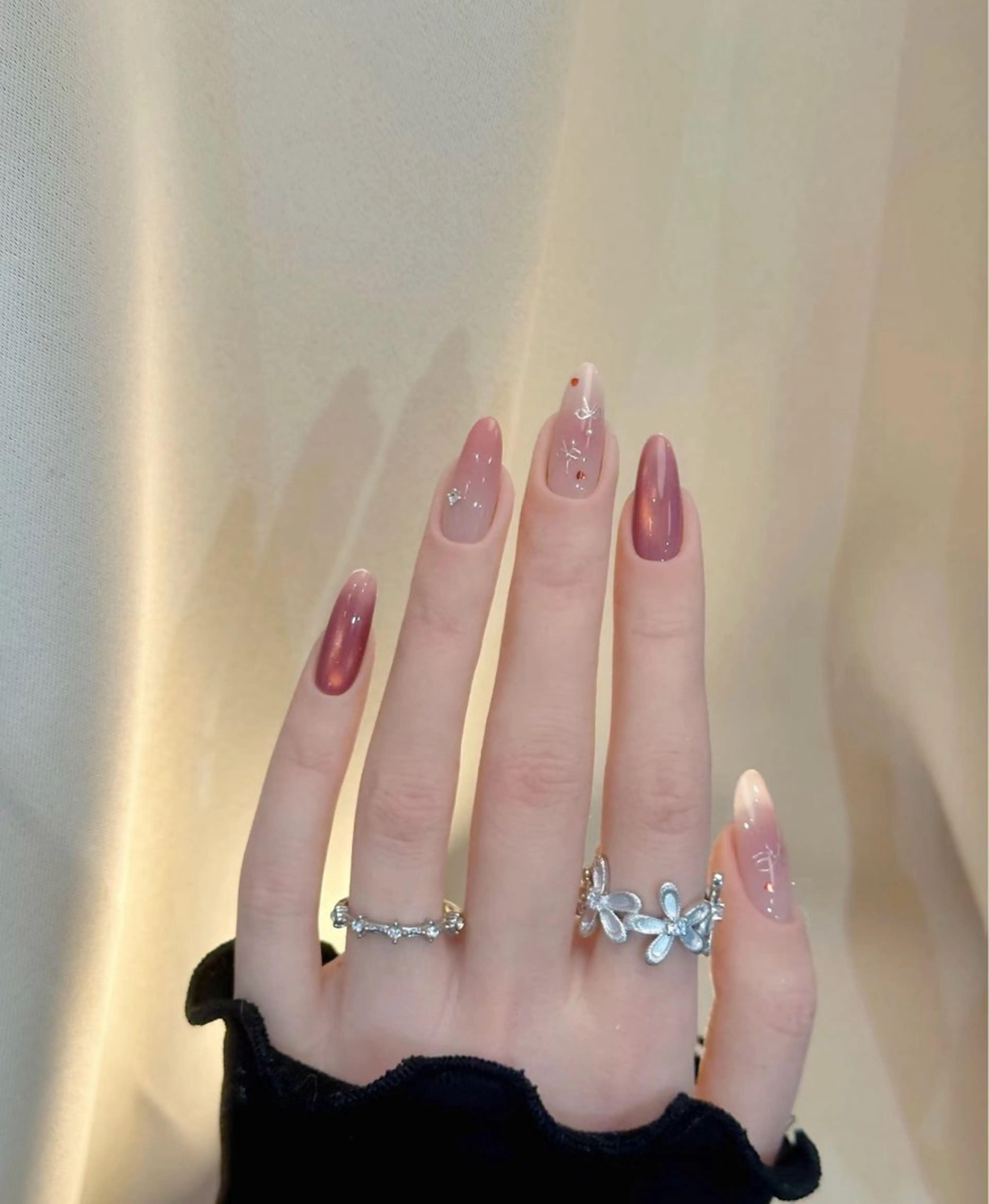 ネイル ETELUNA Nail 銀座店【パラジェル/フィルイン/チップスカルプ/マグネット/ニュアンス】所属・周 テイのネイルデザイン