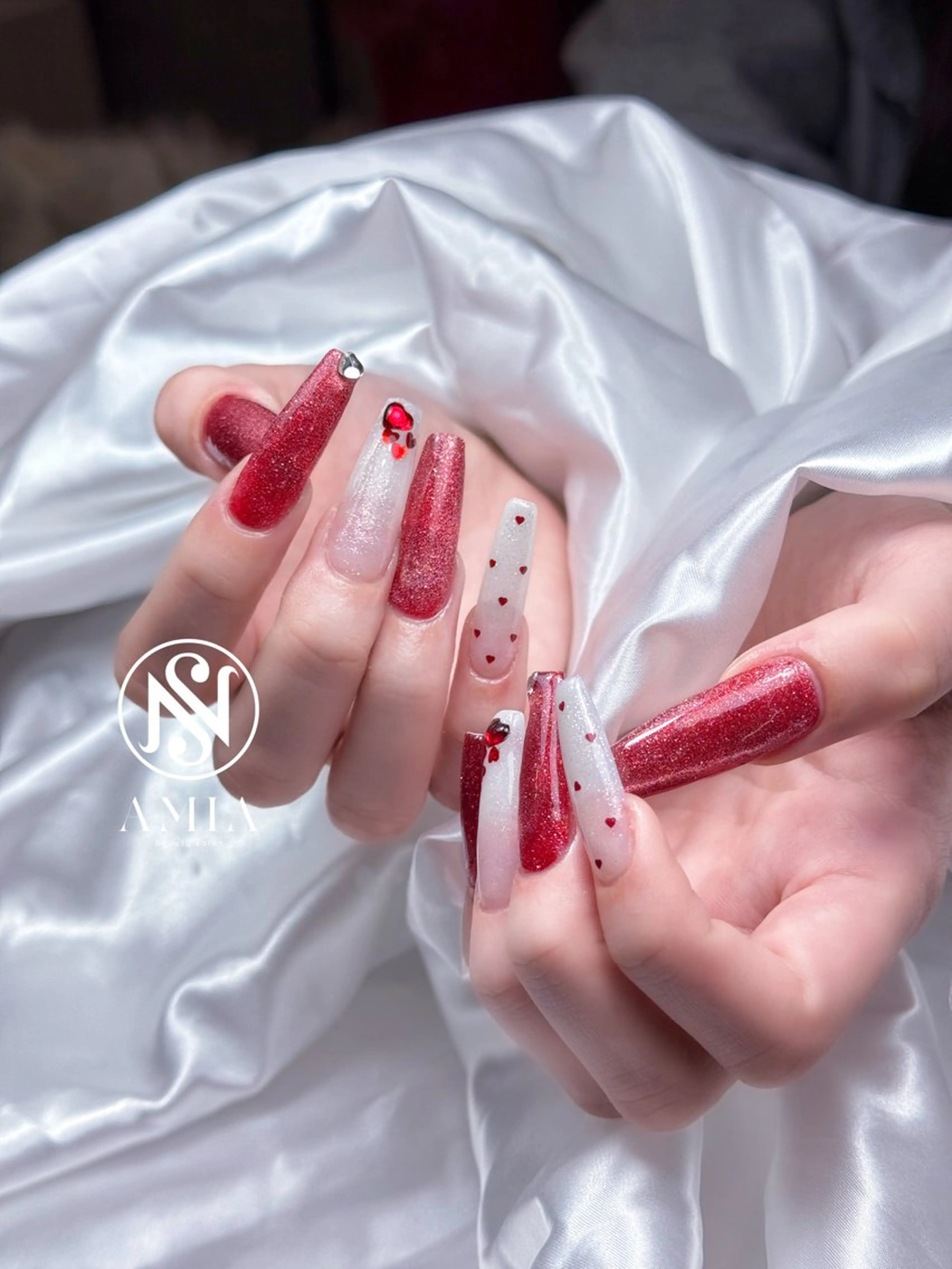 ロング ハンドネイル AMIA BEAUTY SALON所属・🌟AMIA BEAUTY🌟のネイルデザイン