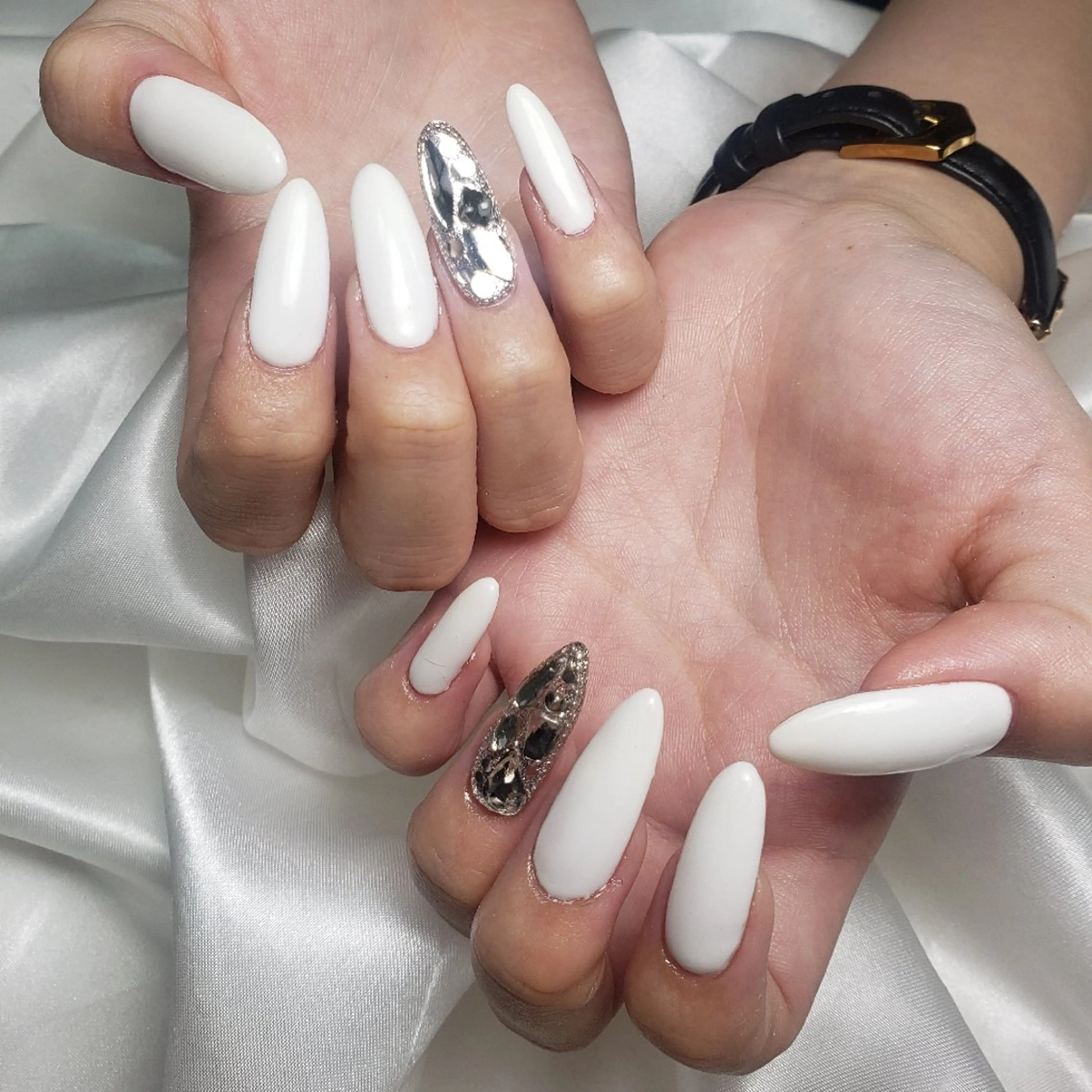 ネイル ビジュード ネイルのネイルデザイン