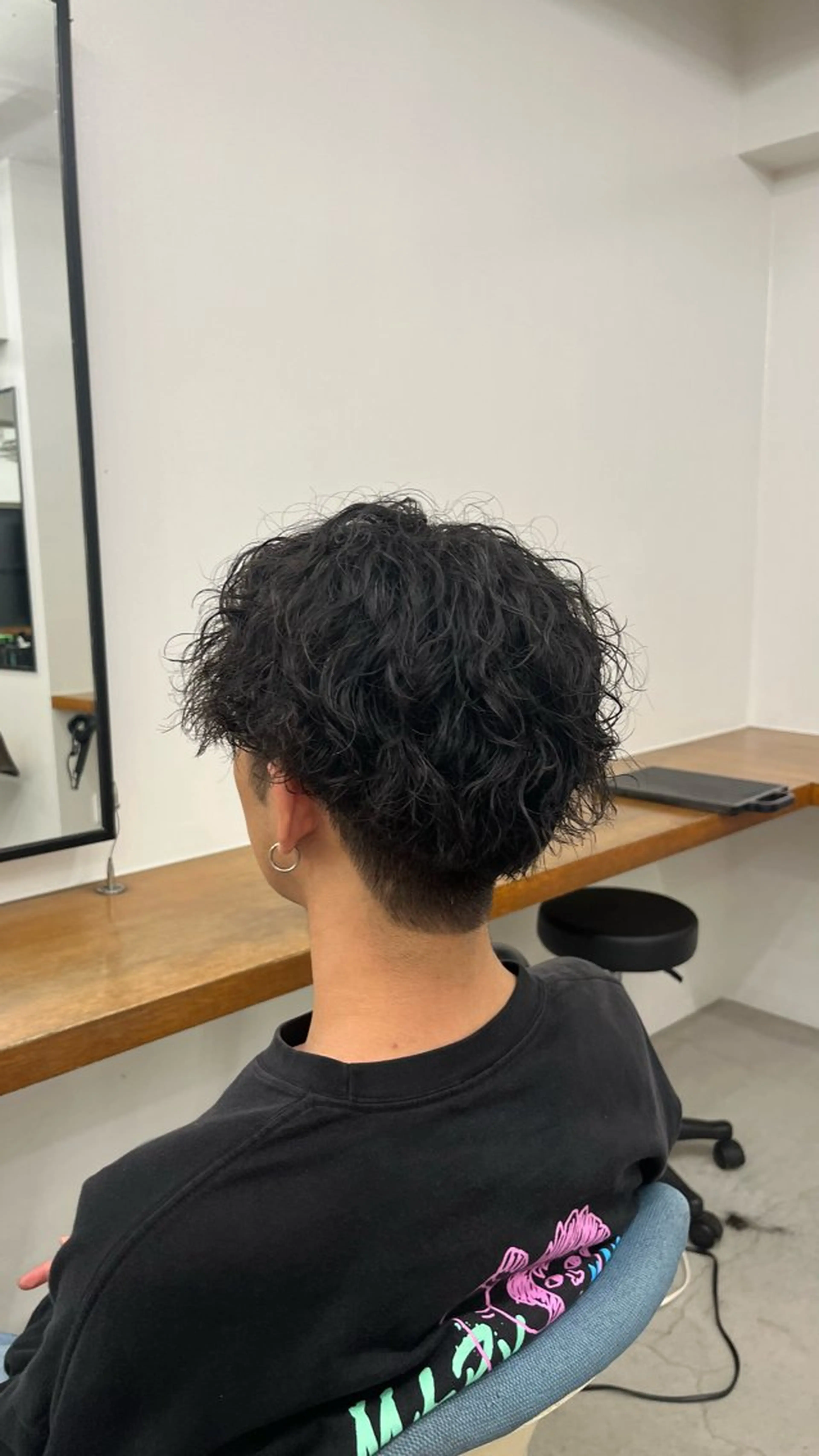 パーマ メンズ センターパート フェザーパーマ メンズパーマ ツイストスパイラルパーマ スパイラルパーマ カット パーマ Hair Salon LUCEY所属・メンズパーマ/カラ ー/川越/成田最のヘアスタイル