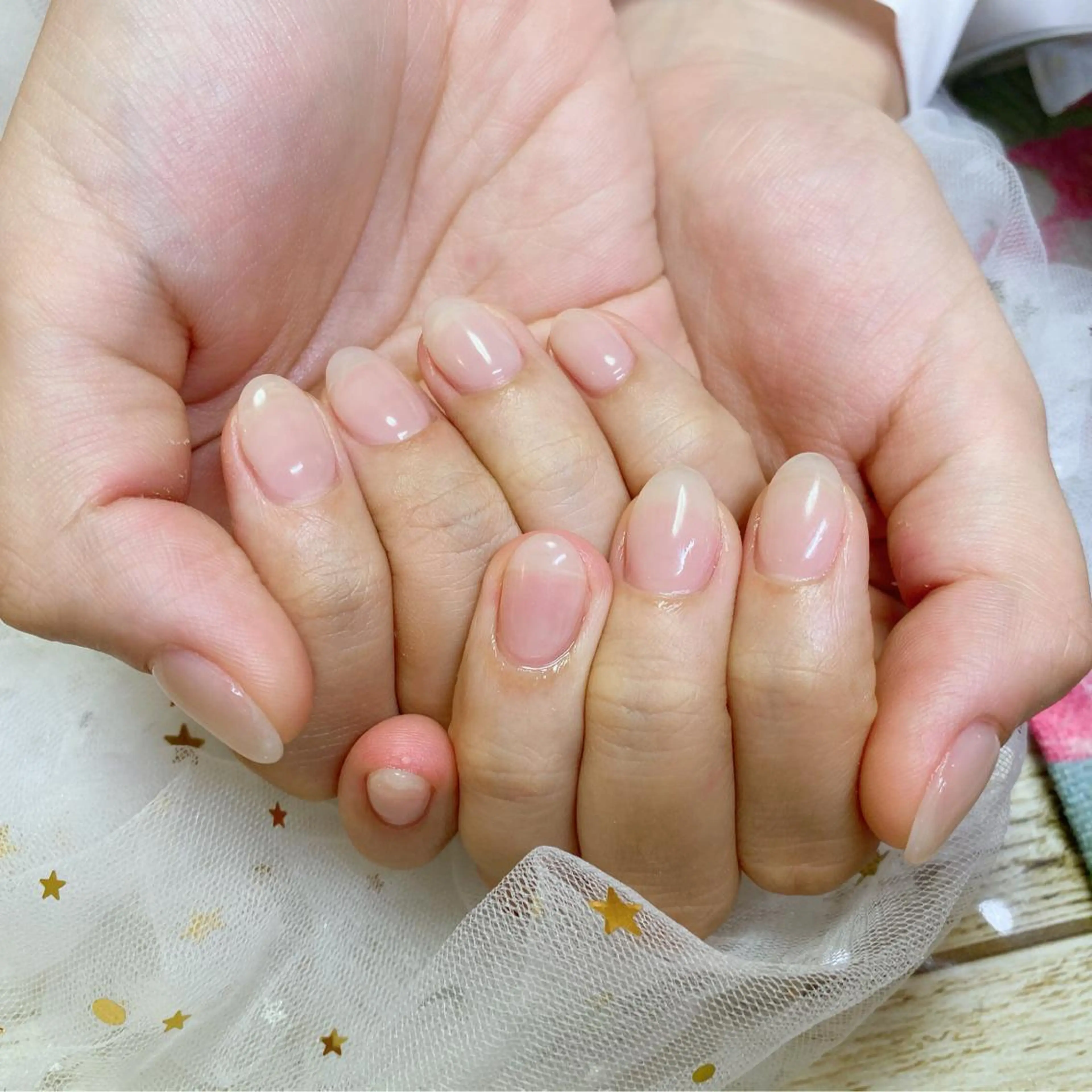 カラー ネイル 長さ出し Q Free nailsのネイルデザイン
