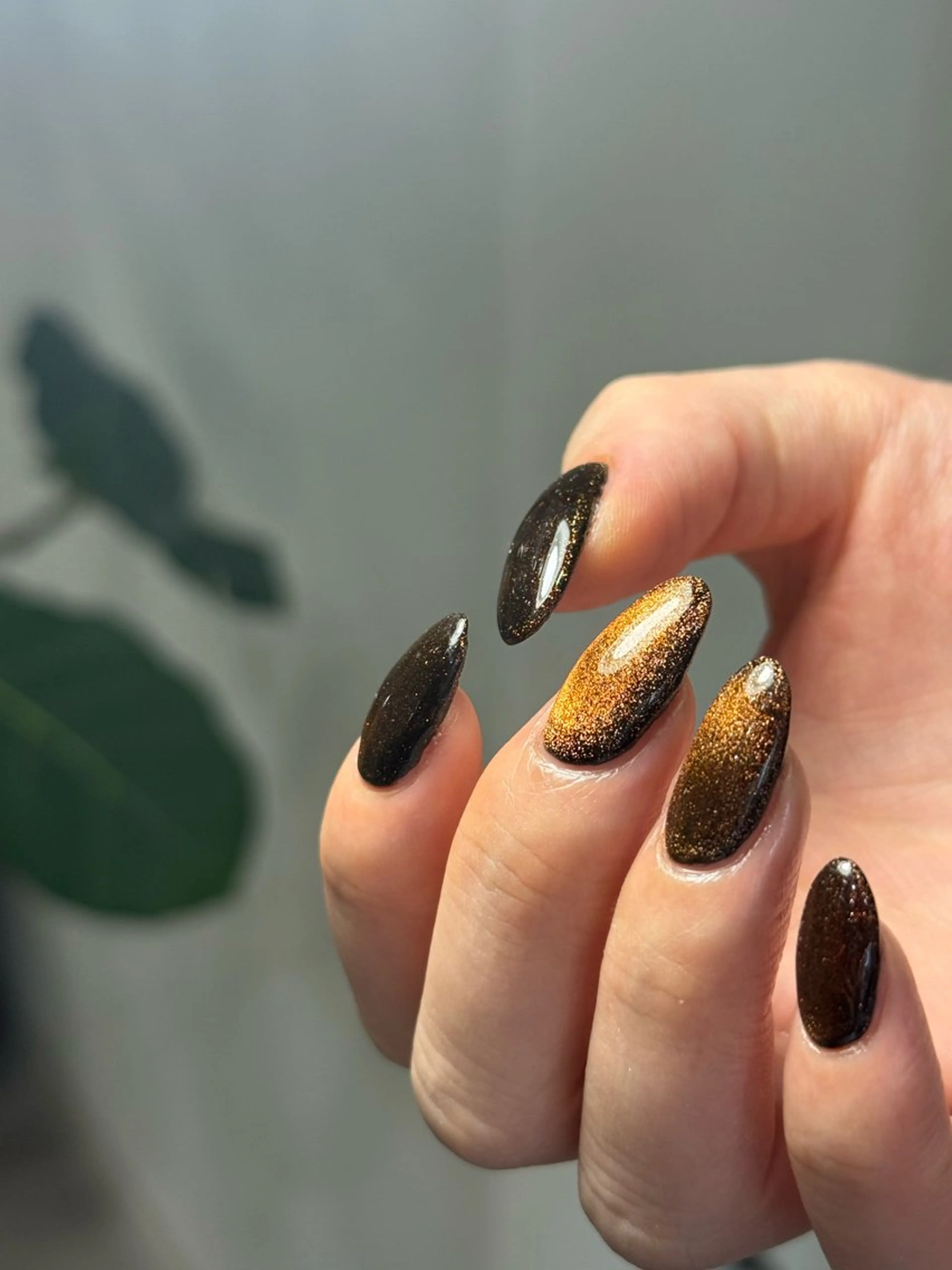 ネイル neouv所属・NEOUV_ mikuのネイルデザイン