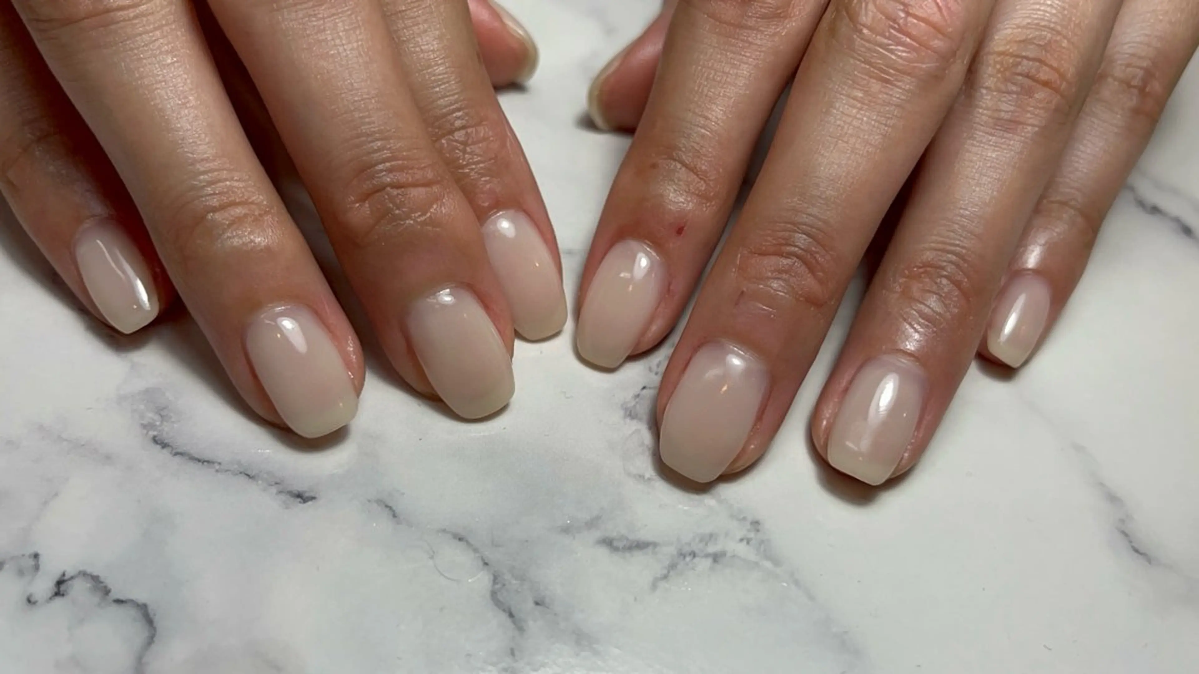 ネイル ワンカラーネイル 平野 亜季のネイルデザイン