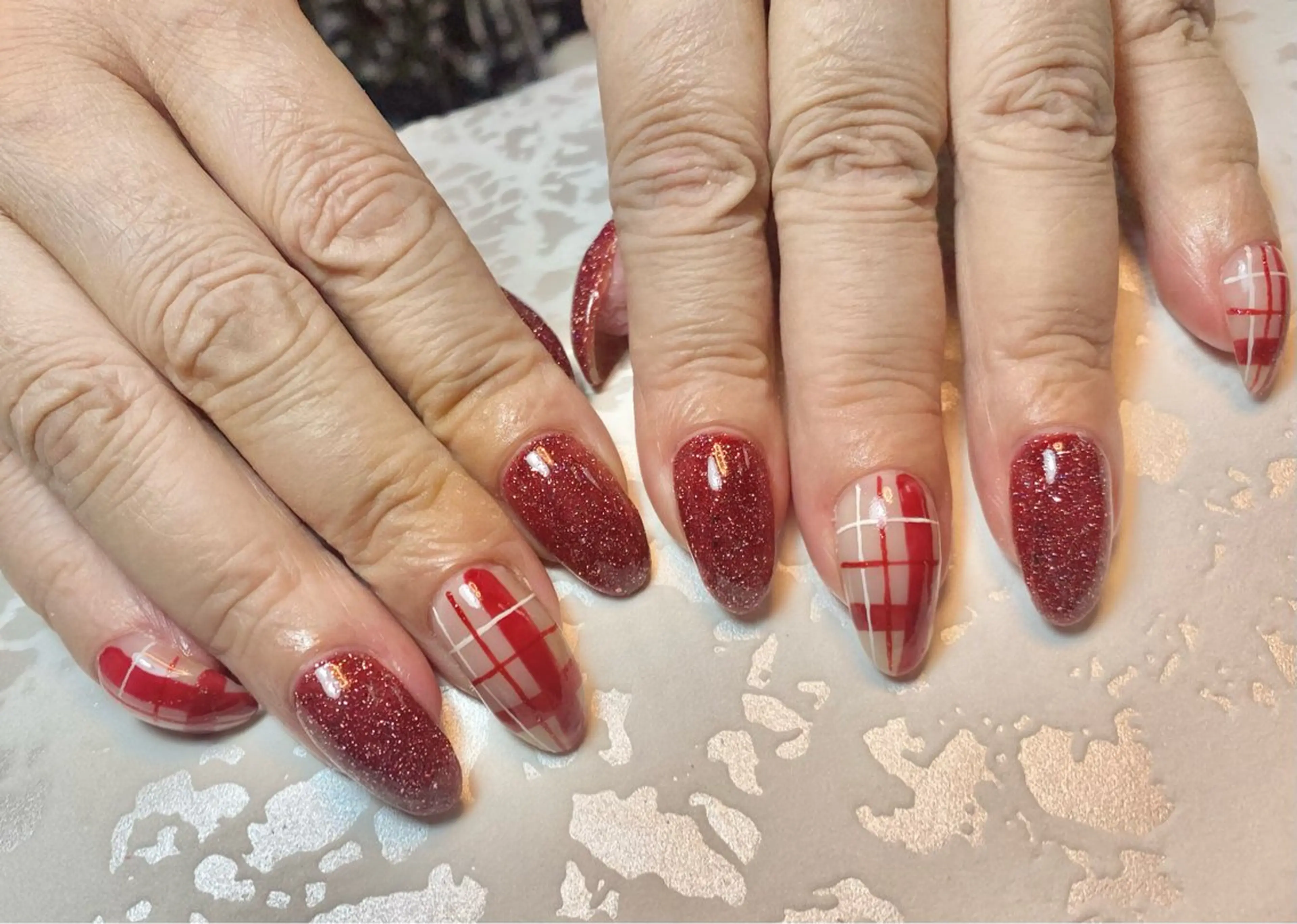 ネイル ハンドネイル iRiS Beauty salon所属・KOYUKI YUDAのネイルデザイン