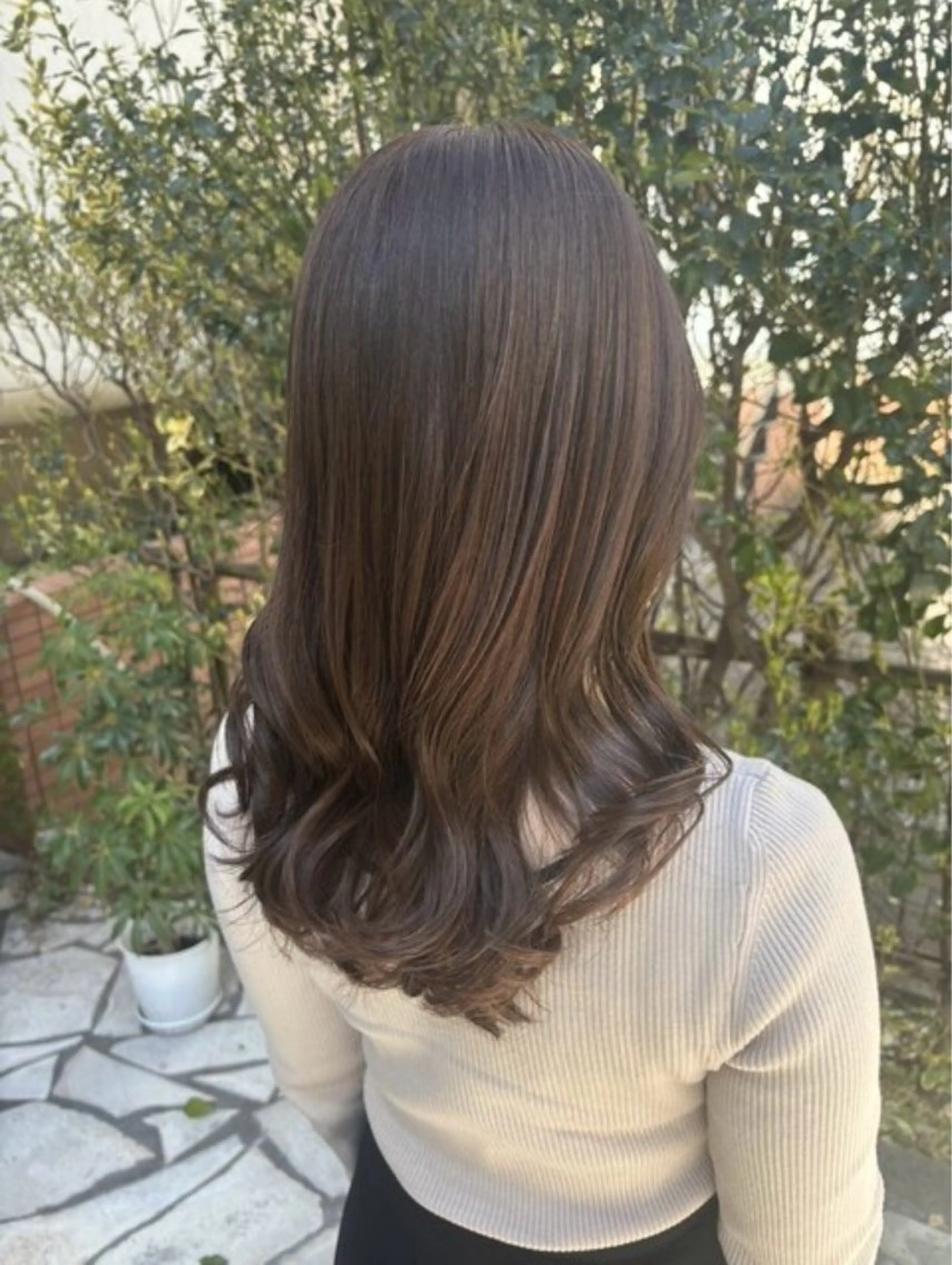 ロング カラー キッズ グレージュ オリーブグレージュ オリーブグレー 透け感カラー🌿 小島 りなのヘアスタイル