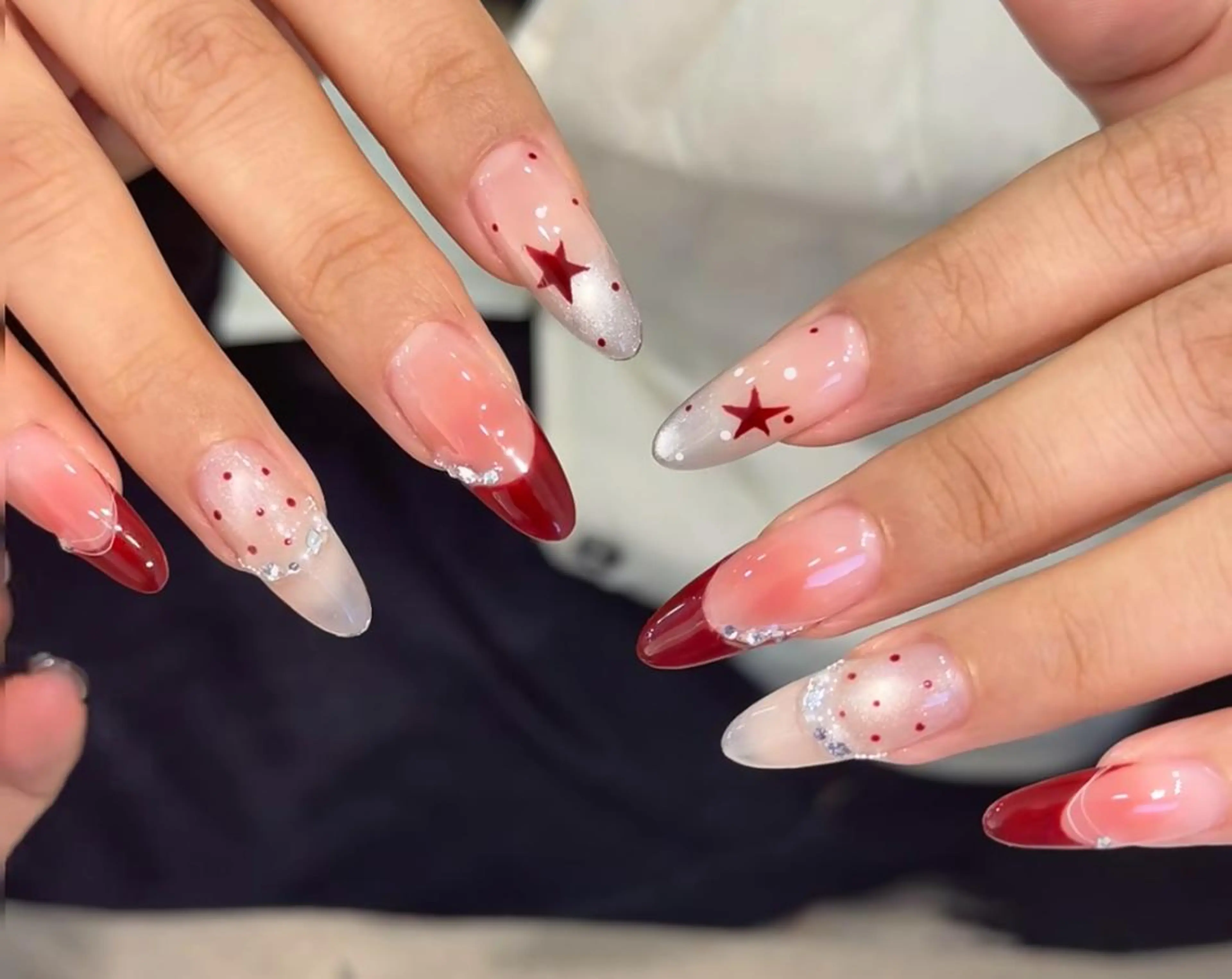 ネイル ハンドネイル 🎀 Ayaka_nailのネイルデザイン