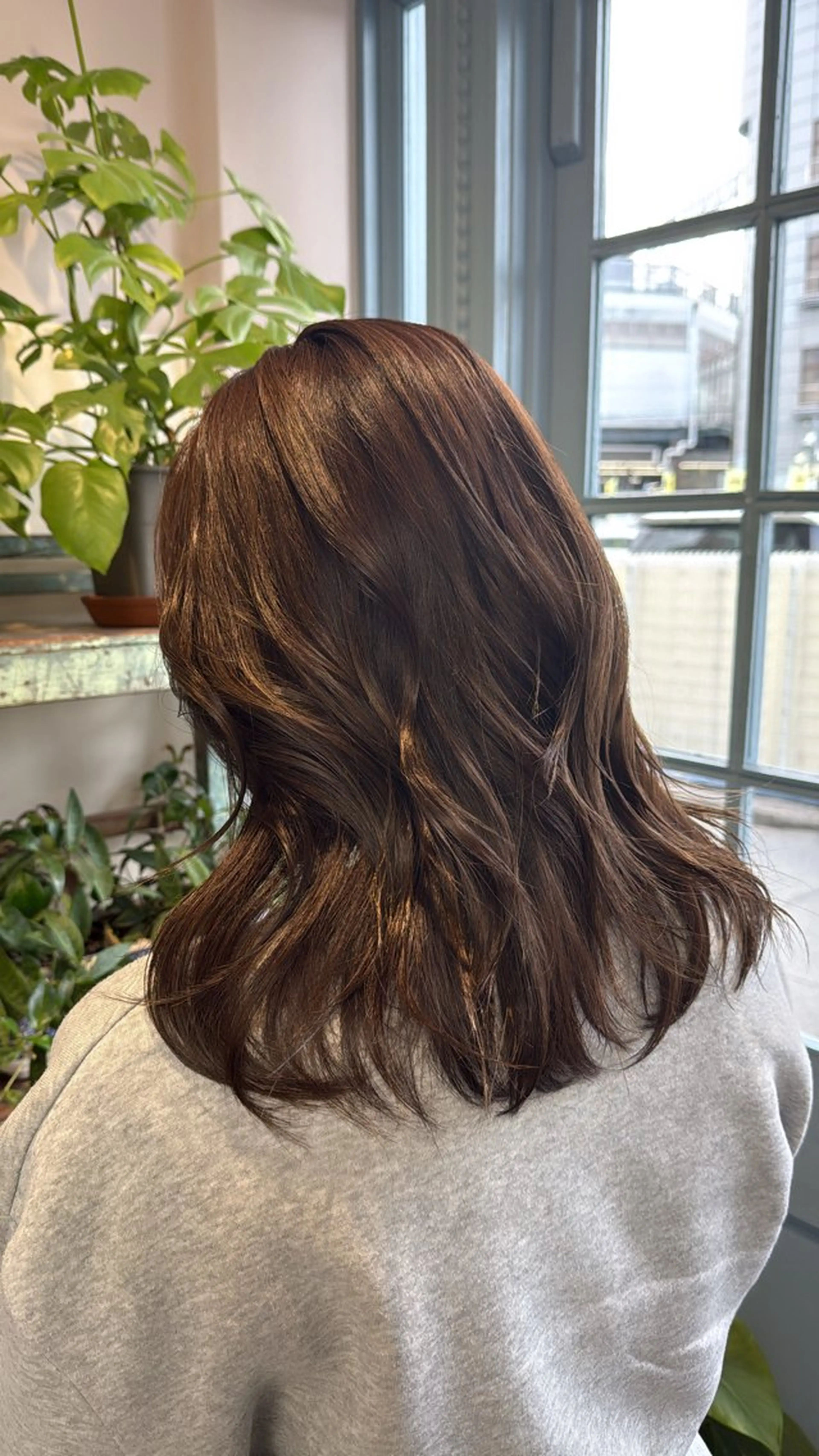 セミロング カラー ベージュカラー グレージュ レイヤーカット カット ヘアカラー トリートメント Sakura .のヘアスタイル