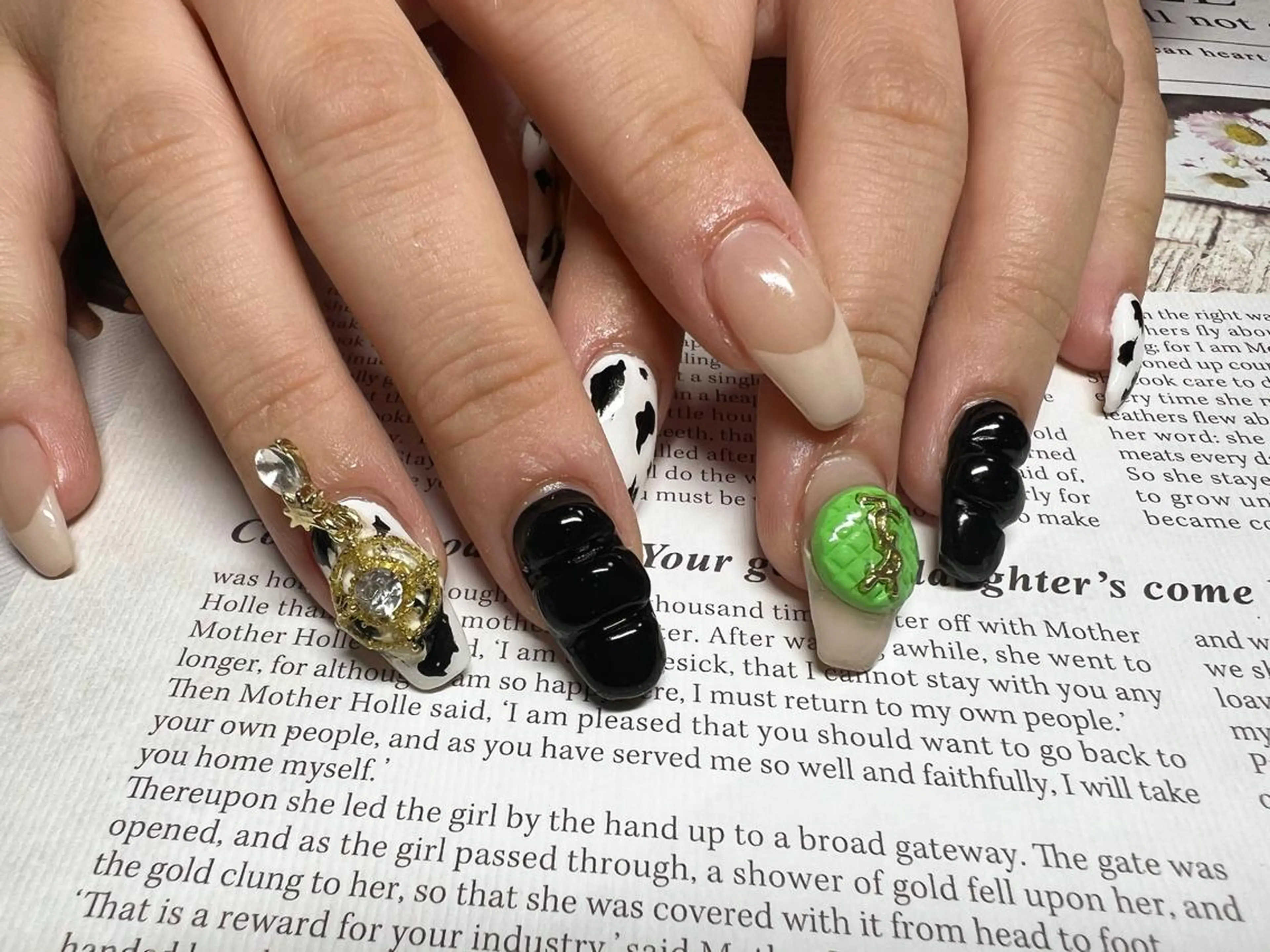 ネイル nail salon CHEのネイルデザイン