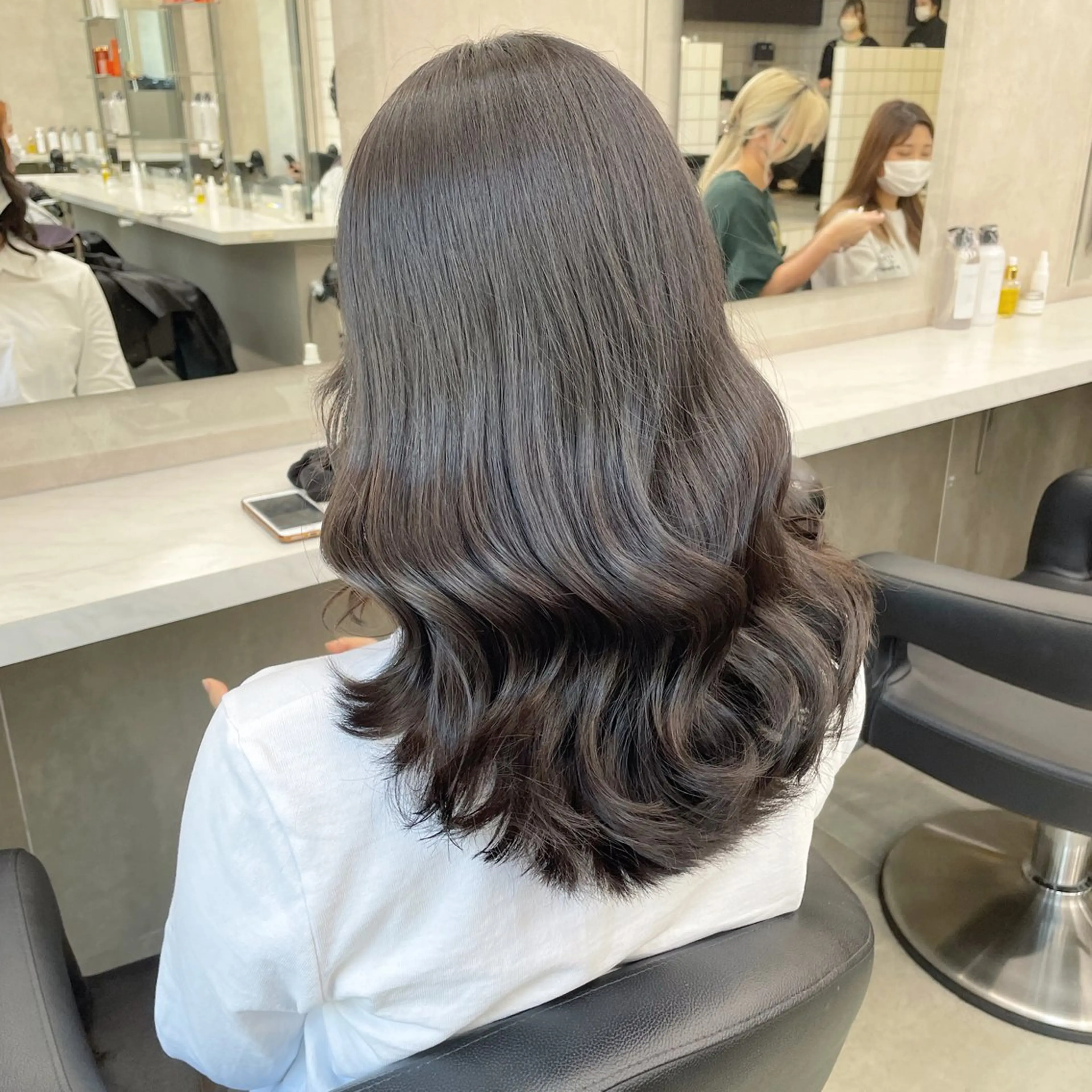 セミロング カラー パーマ ヘアアレンジ メンズ キッズ 🦋透明感グレージュ /韓国レイヤー🦋のヘアスタイル