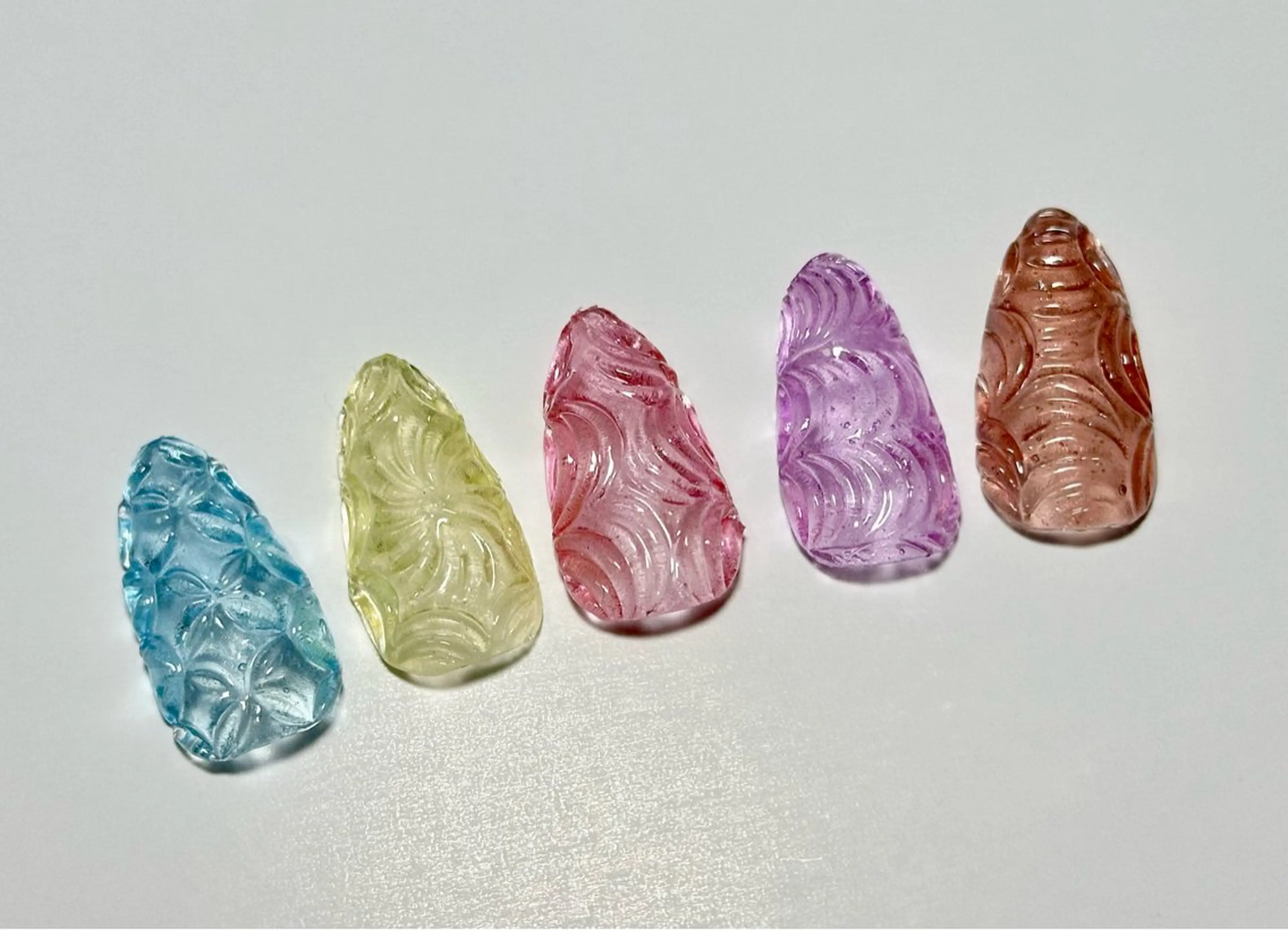 ネイル Reve府中町ネイル &カラー診断のネイルデザイン