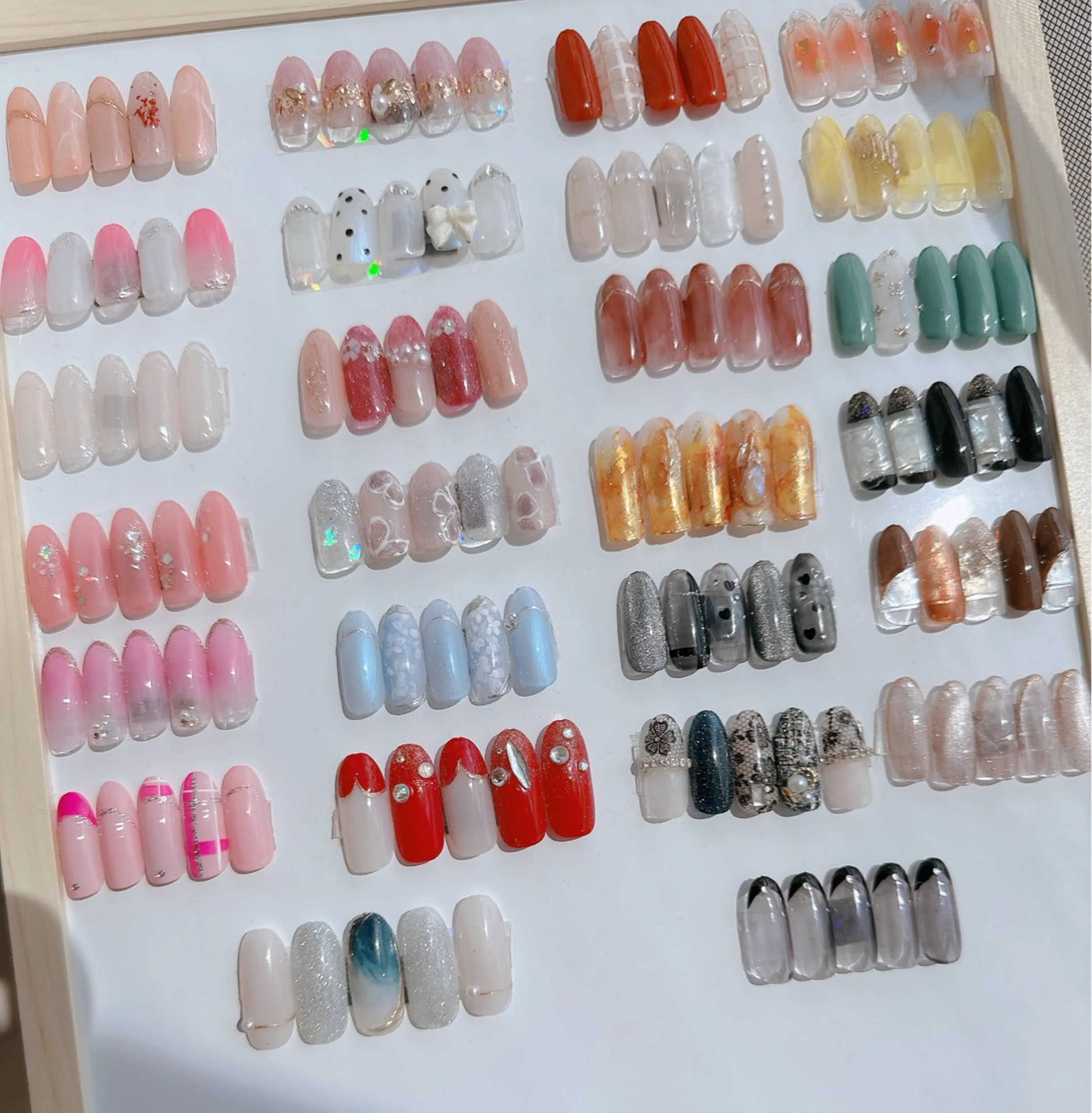 ネイル 高島 夏海のネイルデザイン