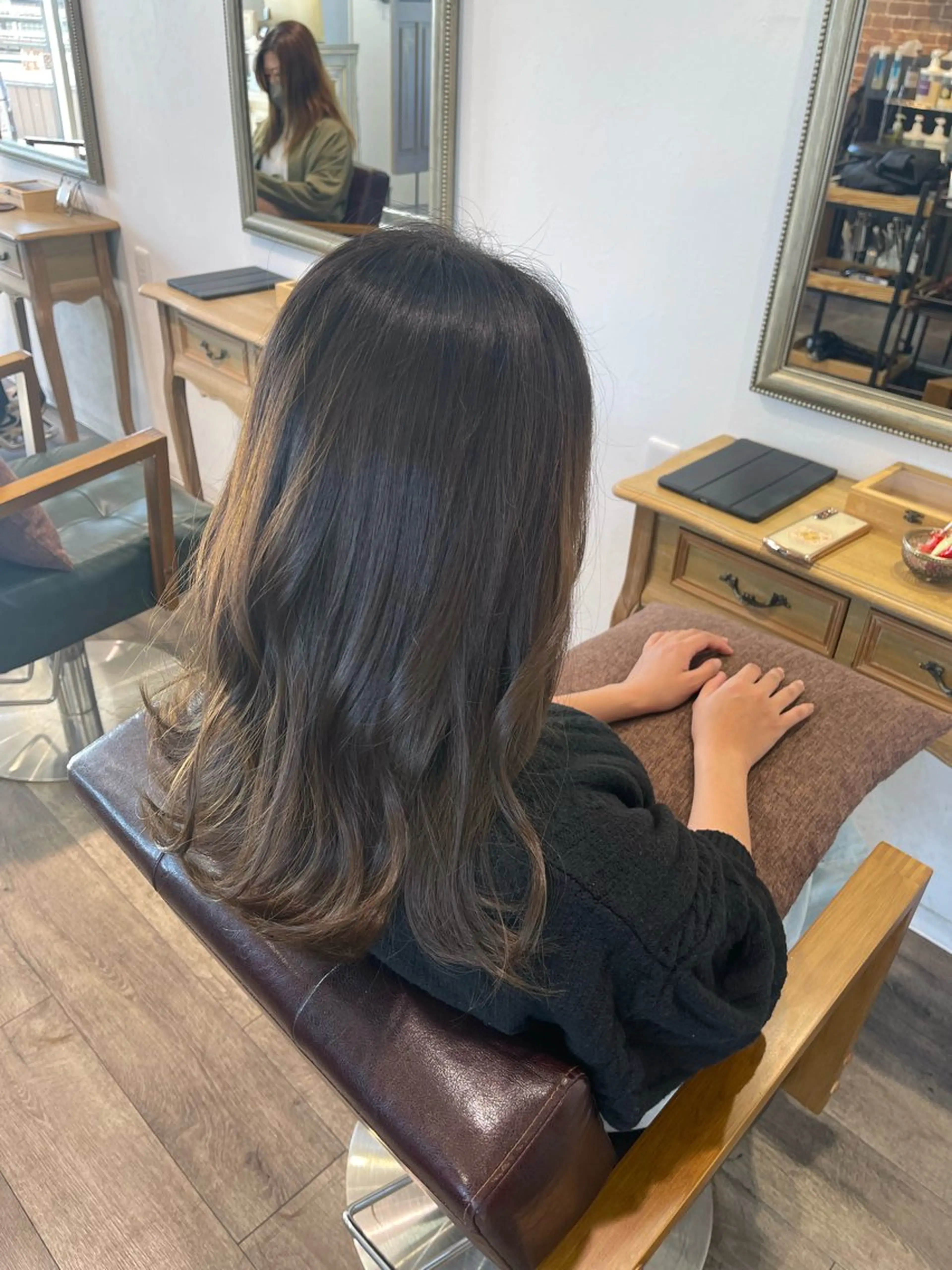 ロング カラー カット ヘアカラー Felice Erikaのヘアスタイル