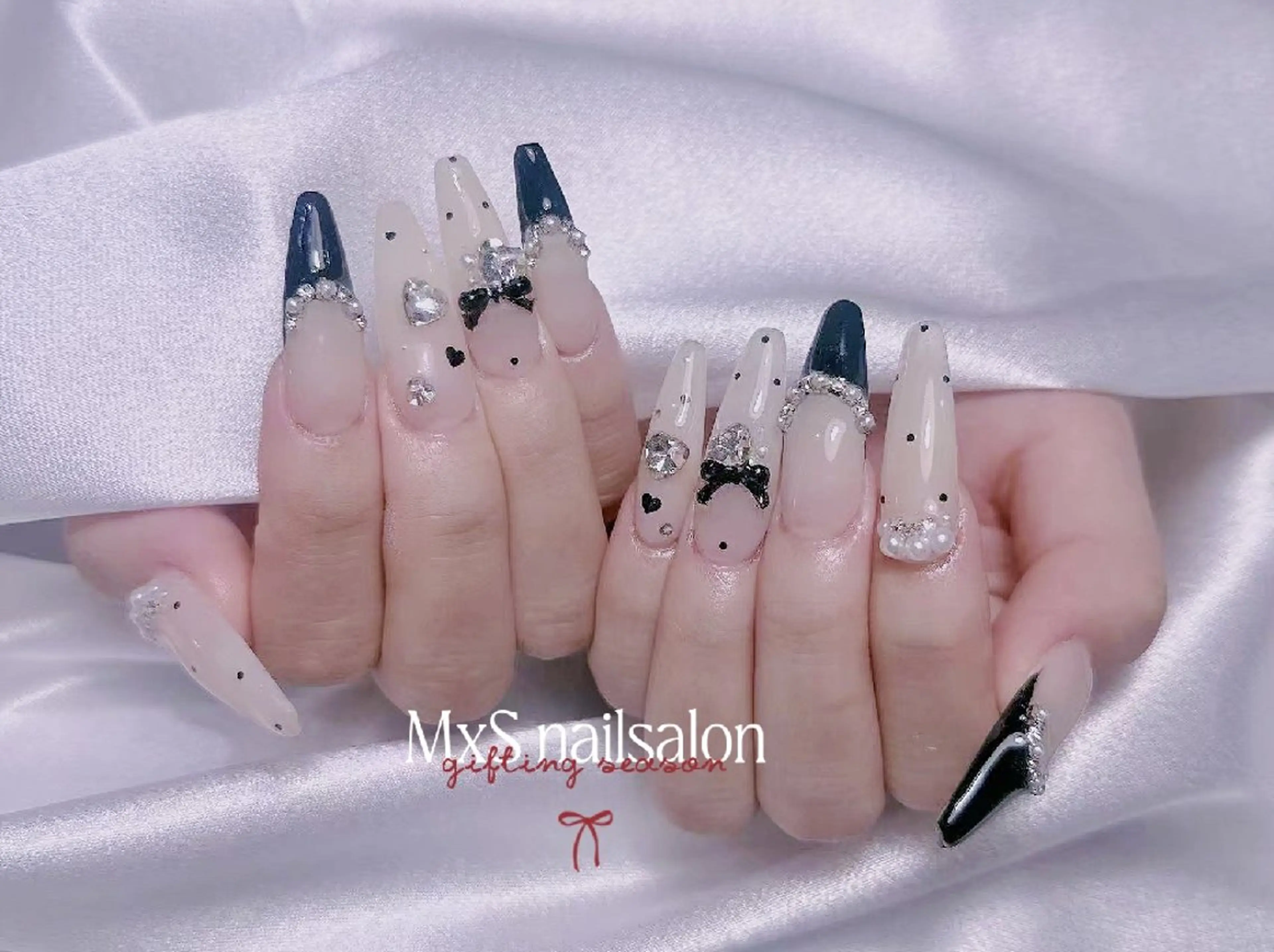 ネイル ジェルネイル 韓国ネイル マグネットネイル パラジェル 春ネイル ハンドネイル MxS Nail 【長さだし/フィルイン/マグネット/ワンホンネイル/韓国ネイル/パラジェル】所属・M×S Nail みなのネイルデザイン