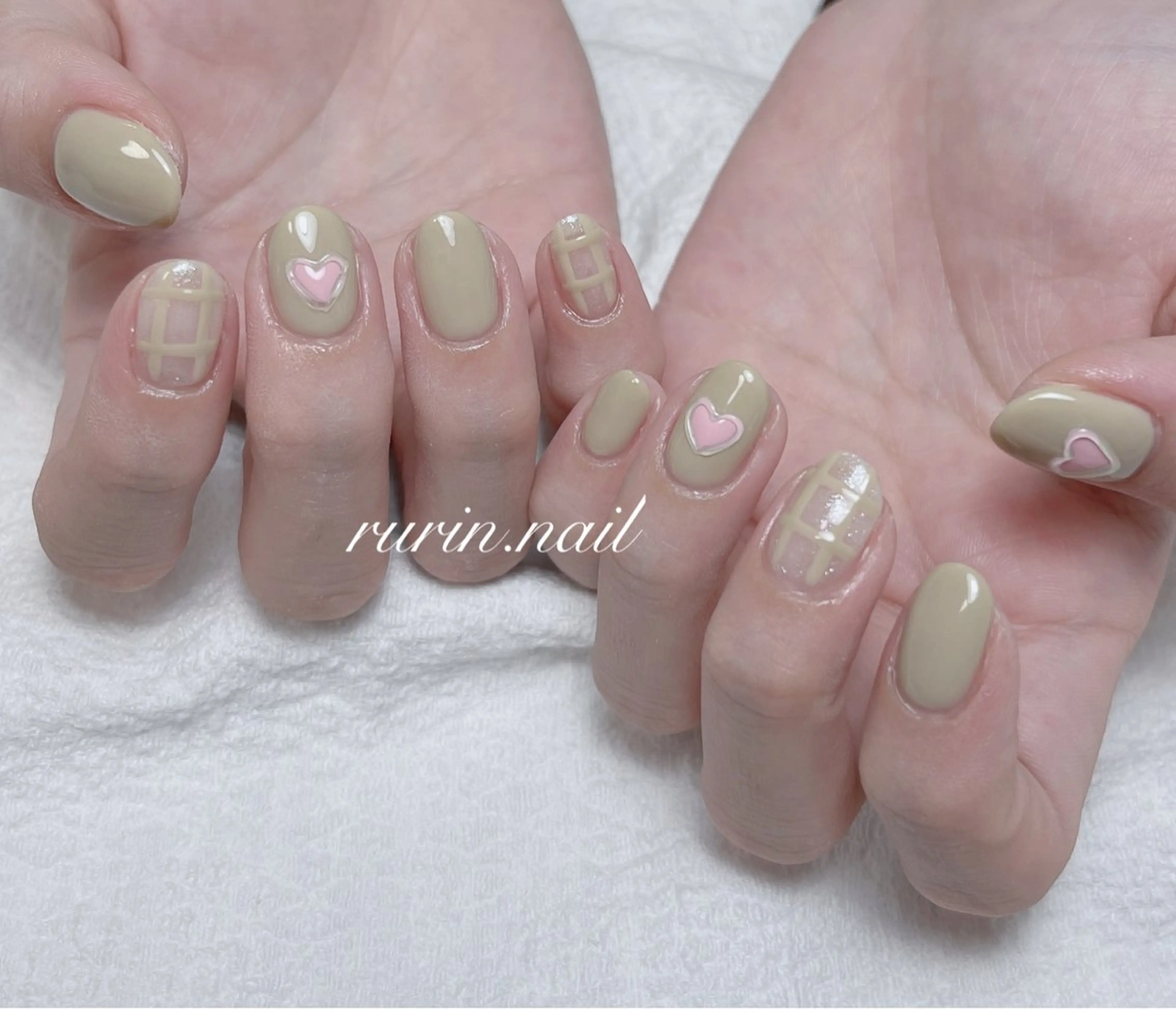 ネイル ジェルネイル ハンドネイル ルリン サロン💅のネイルデザイン