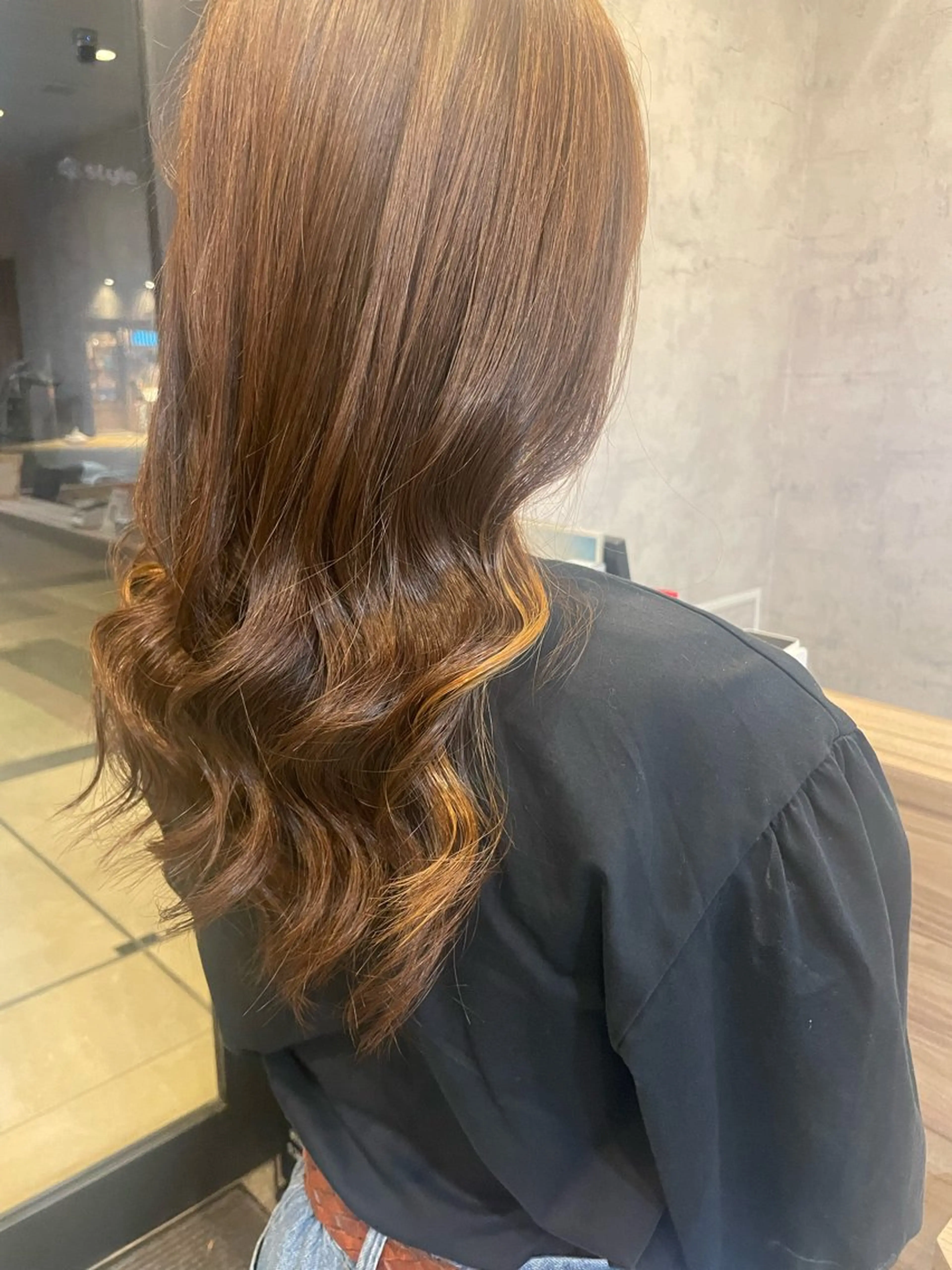 ロング カラー イヤリングカラー 顔周りカット 骨格似合わせカット✨ 林 まどかのヘアスタイル
