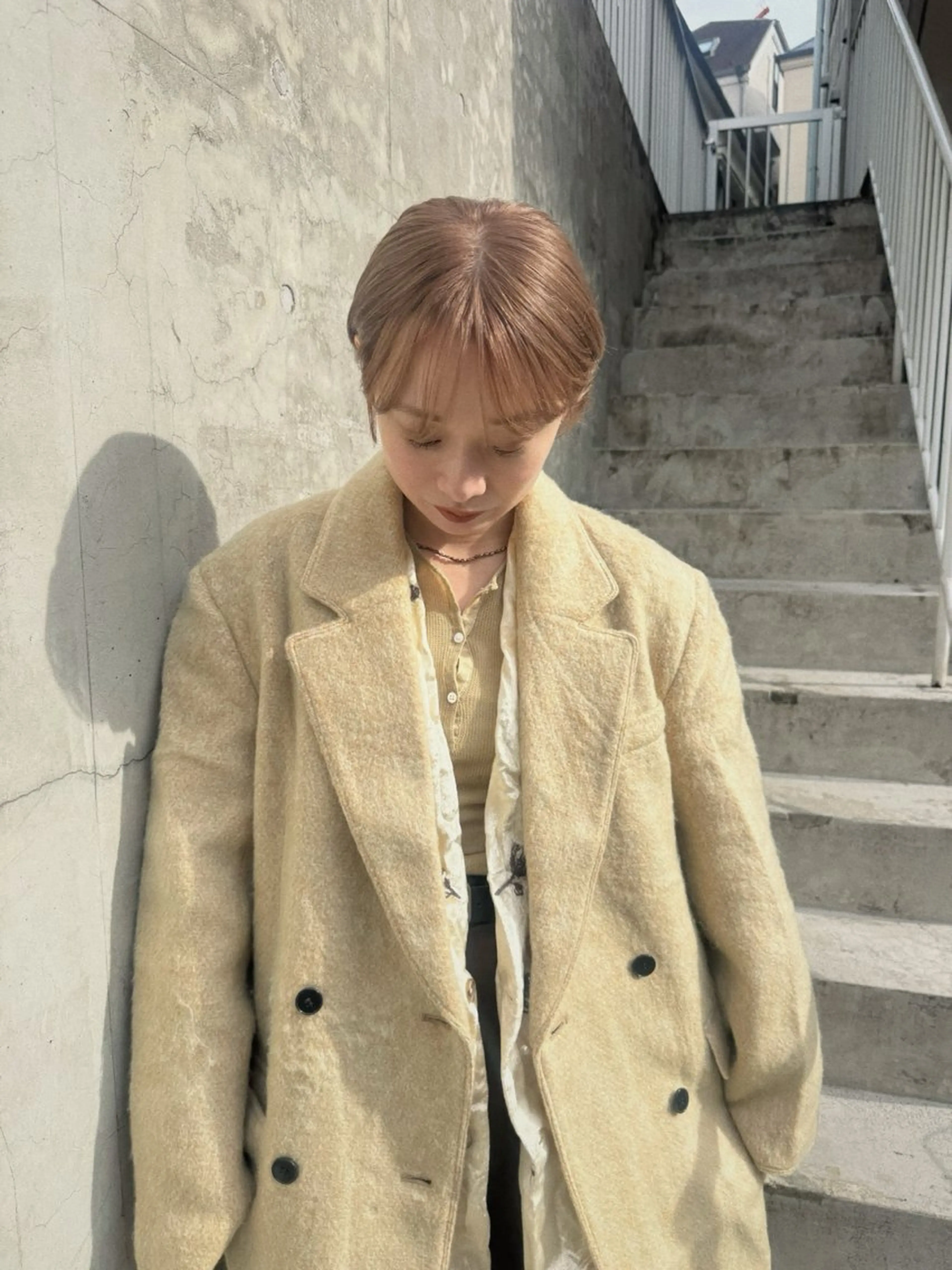 ショート カラー ベージュカラー ブリーチ ハイトーンカラー ハイトーンベージュ ショートヘア カット ヘアカラー トリートメント NOVEL TOKYO所属・ニュアンスヘア🌔 nanakoのヘアスタイル