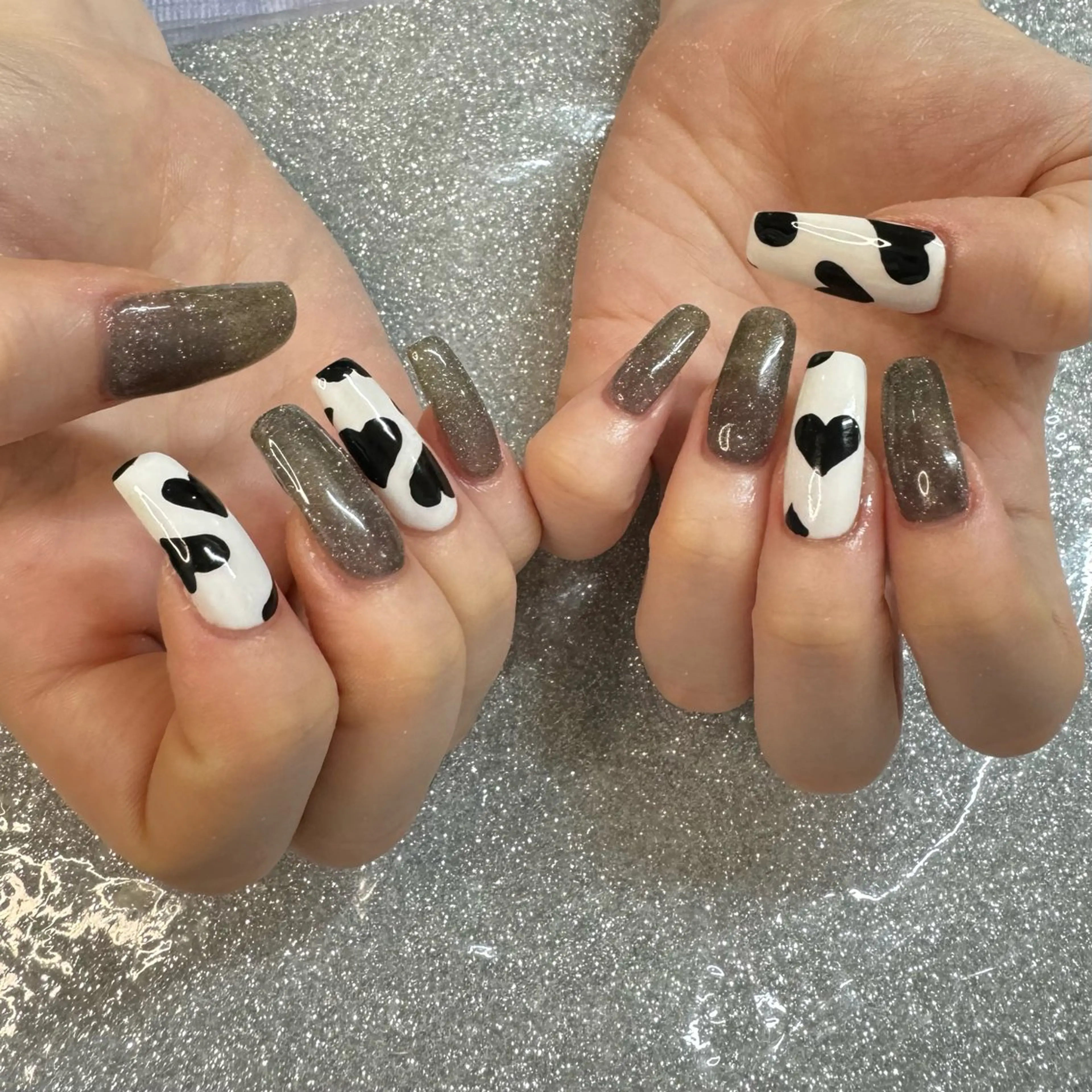 ネイル ハンドネイル VIERU 🌈🎀💖のネイルデザイン