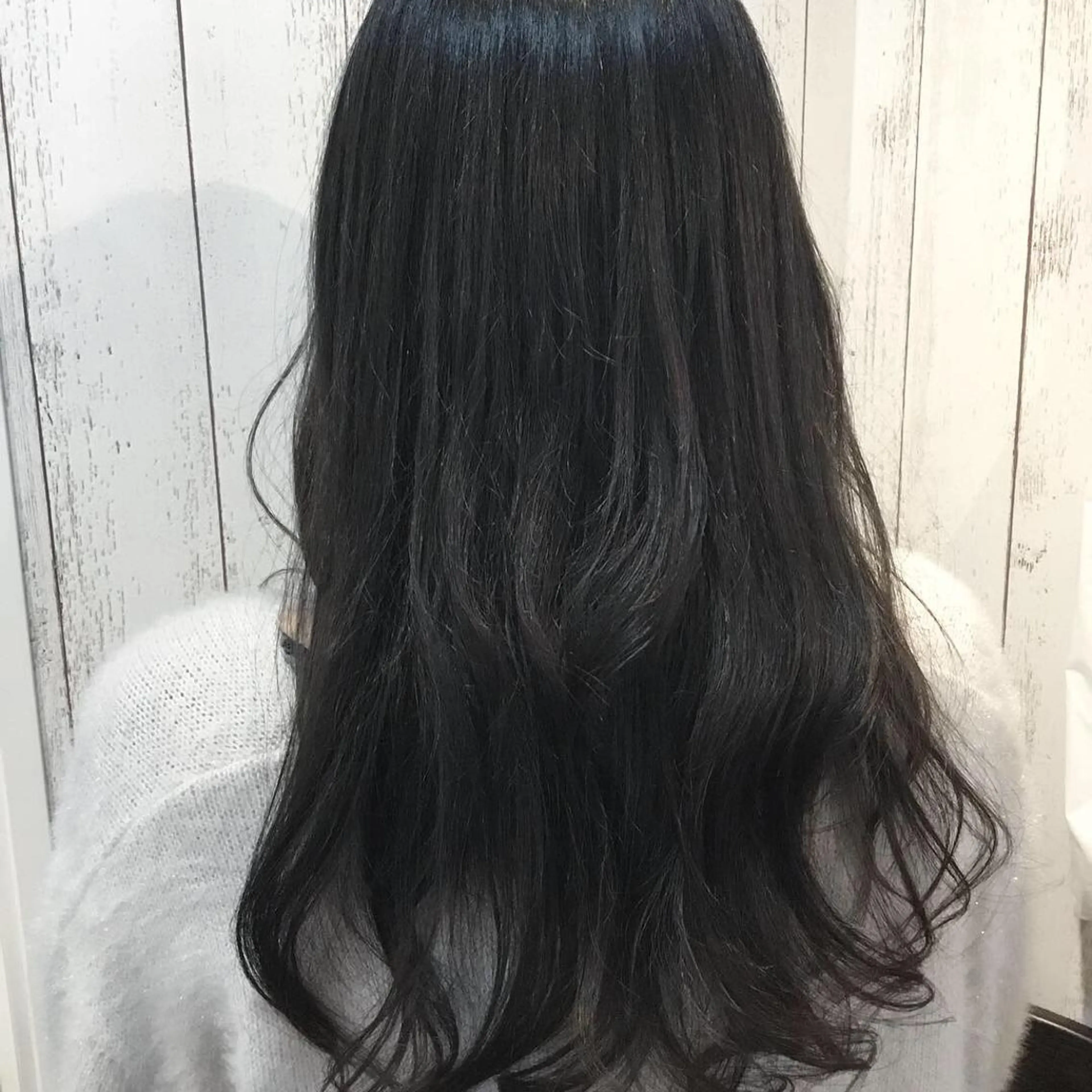 ロング カラー パーマ embrace エンブレイスのヘアスタイル