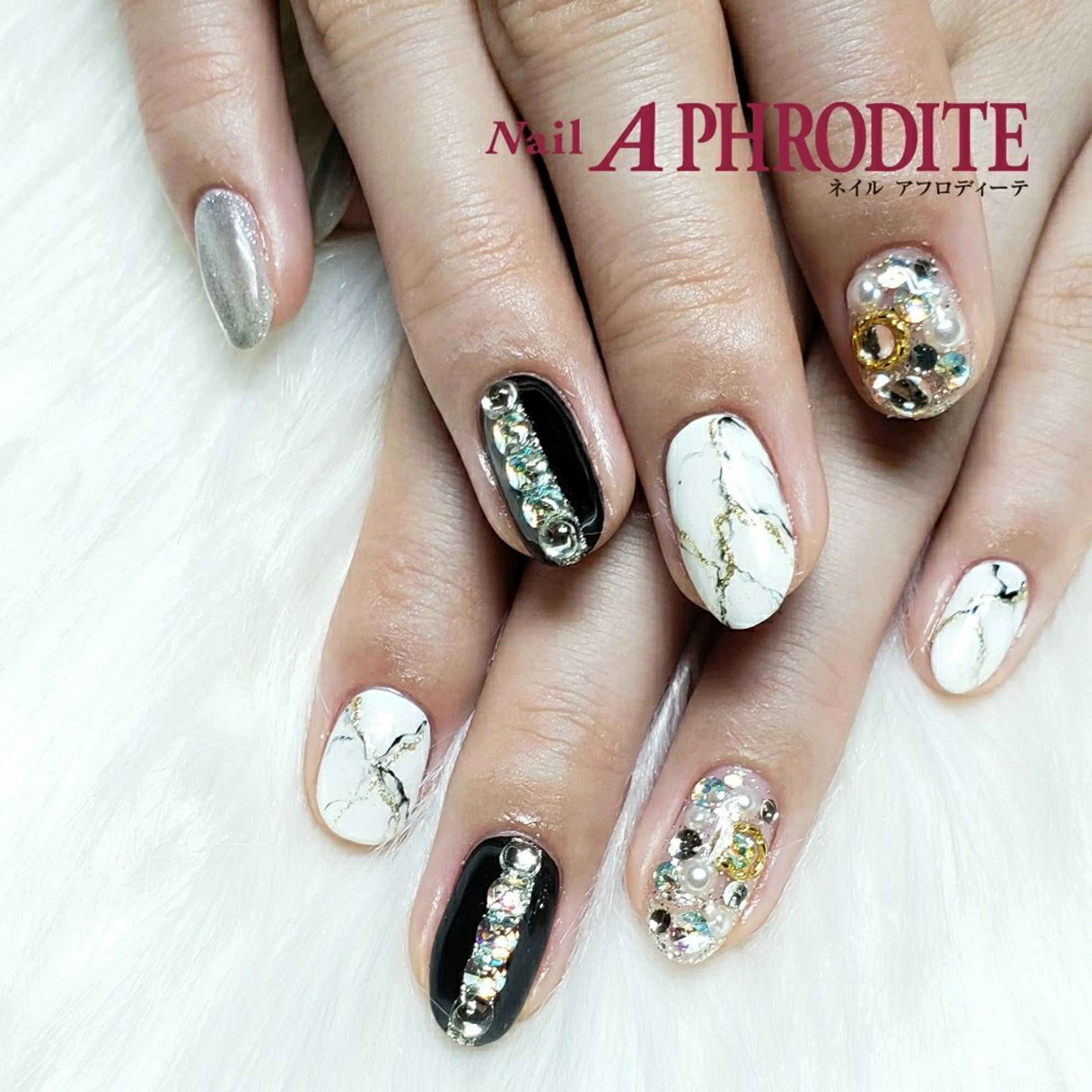 ネイル Nail Aphroditeのネイルデザイン