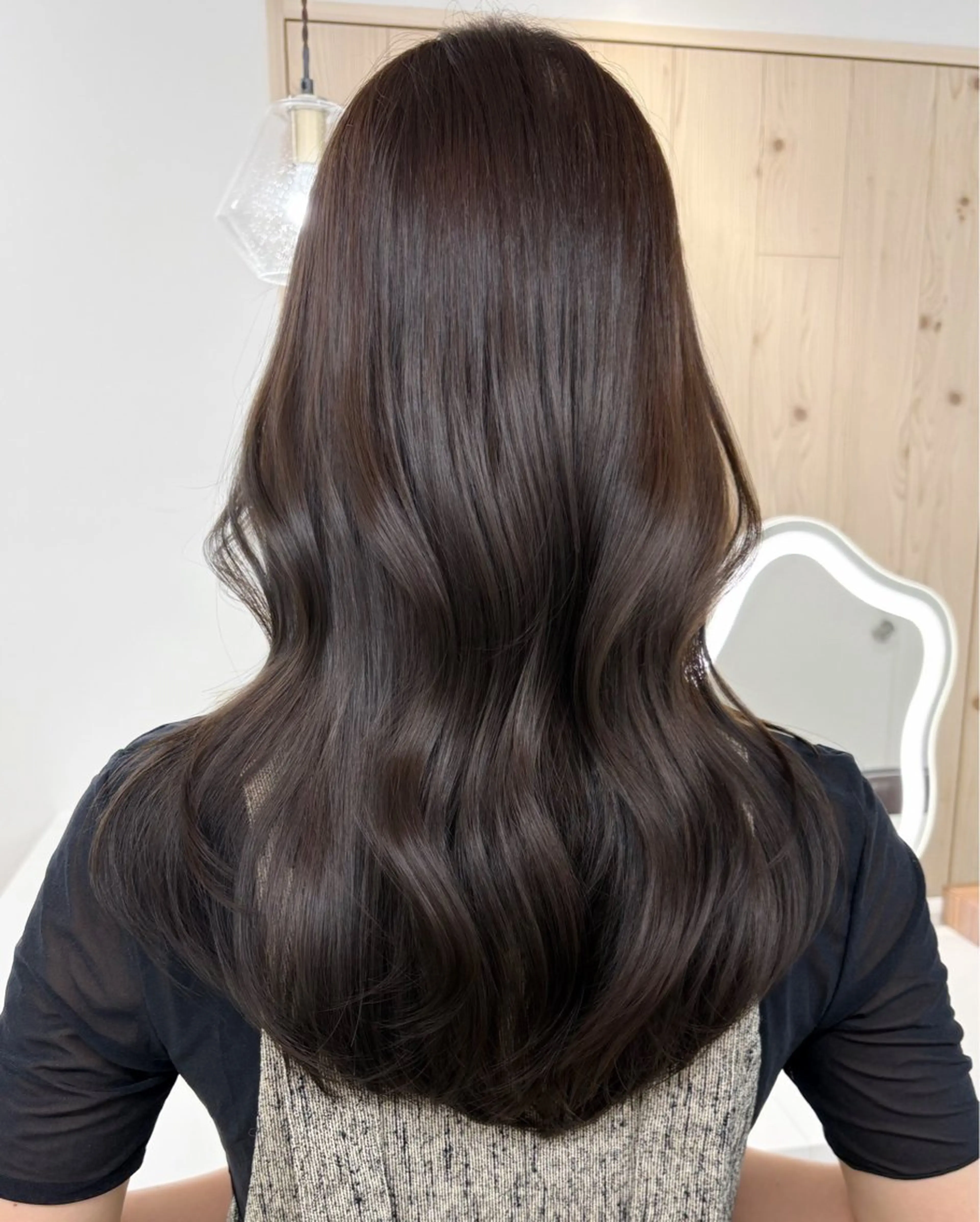 セミロング カラー カット ヘアカラー トリートメント ヘアセット 新宿/韓国ヘア/ 髪質改善ストレートのヘアスタイル