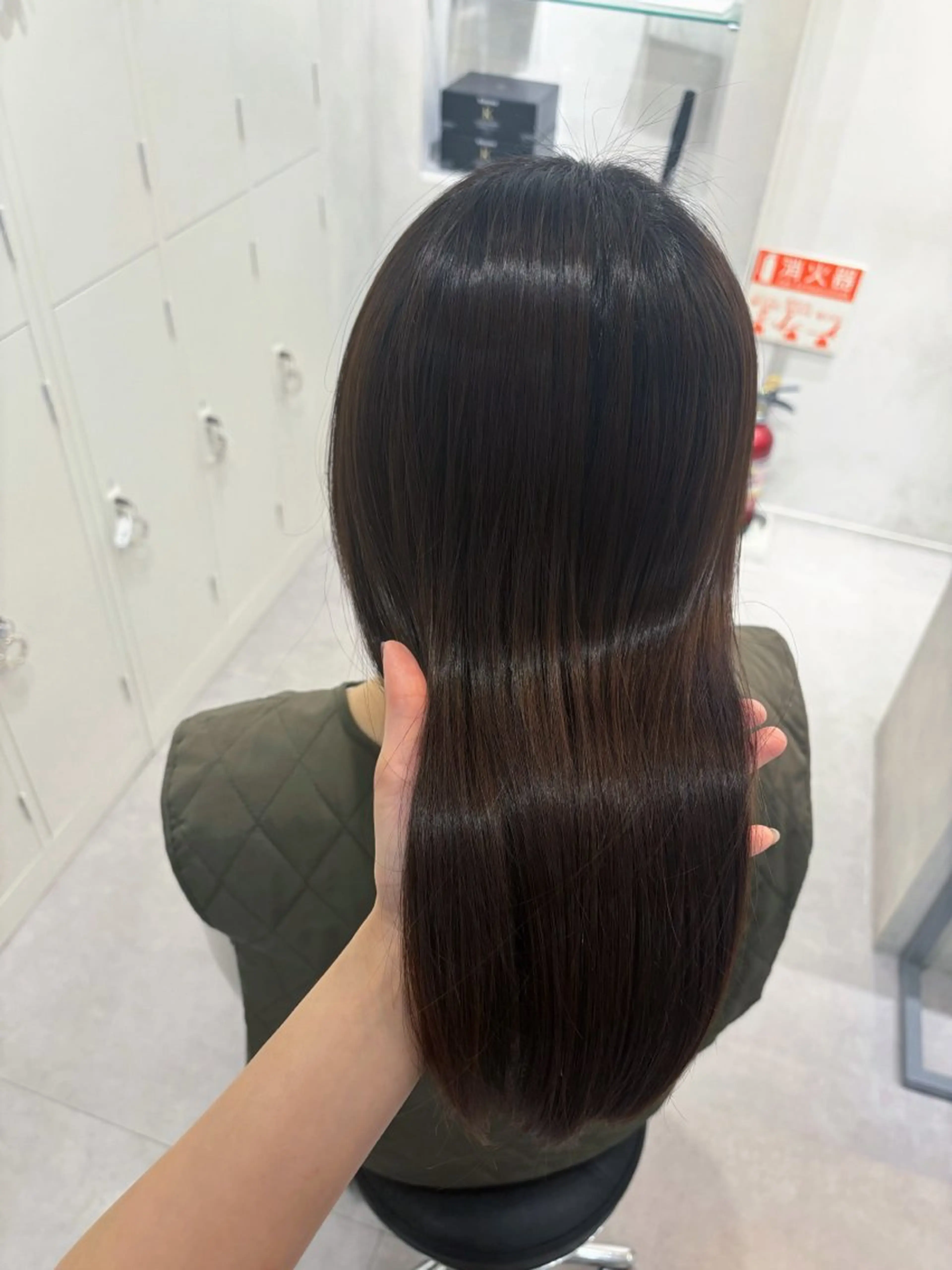 ロング カット 縮毛矯正 トリートメント hina /髪質改善/カラーのヘアスタイル