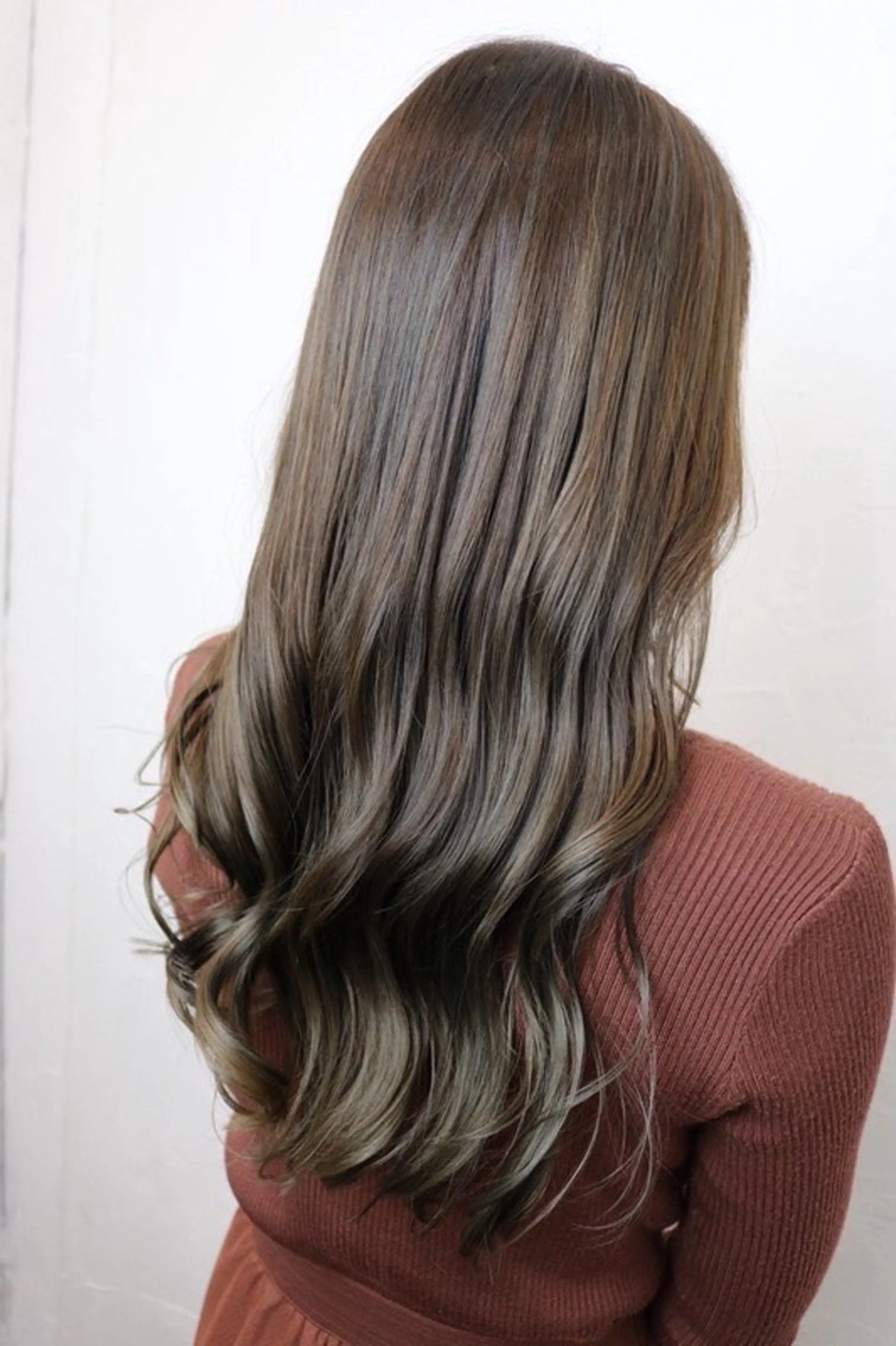 カット・カラー・ミルボンブロンドプラストリートメントの写真