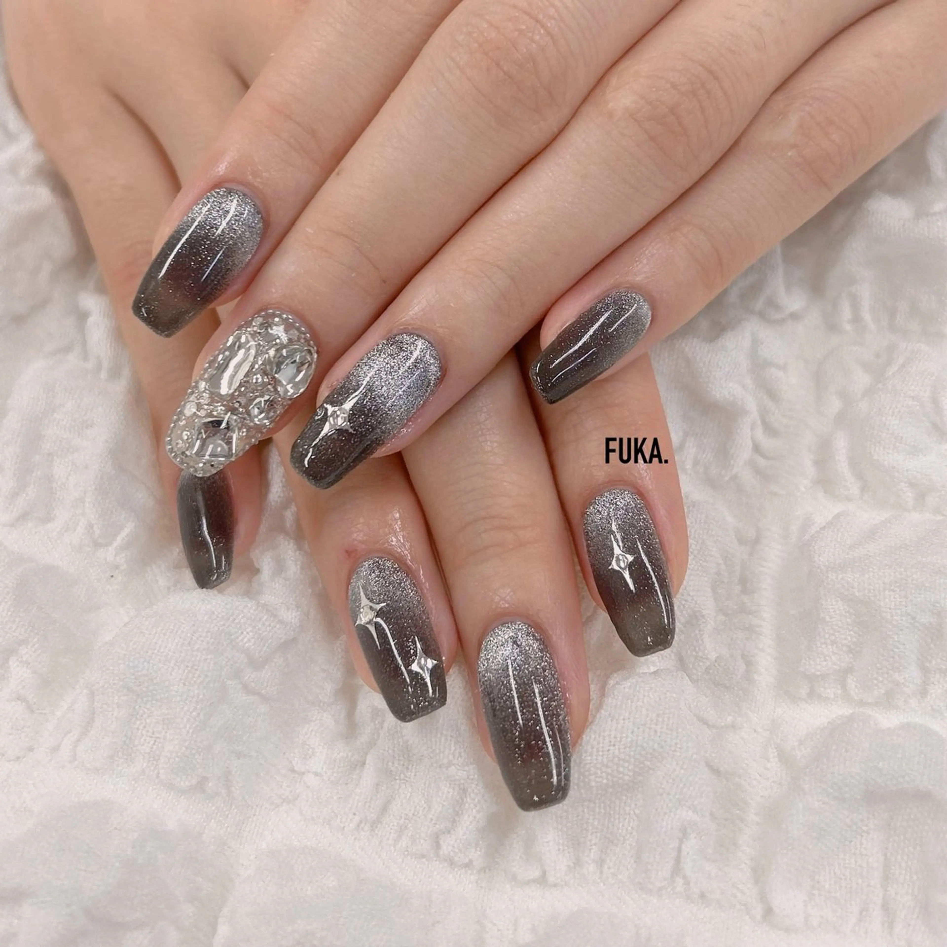 ネイル マグネットネイル ハンドネイル ネイルサロンAnela【アネラ】所属・Nail♡Fuka. /12月予約受付中のネイルデザイン