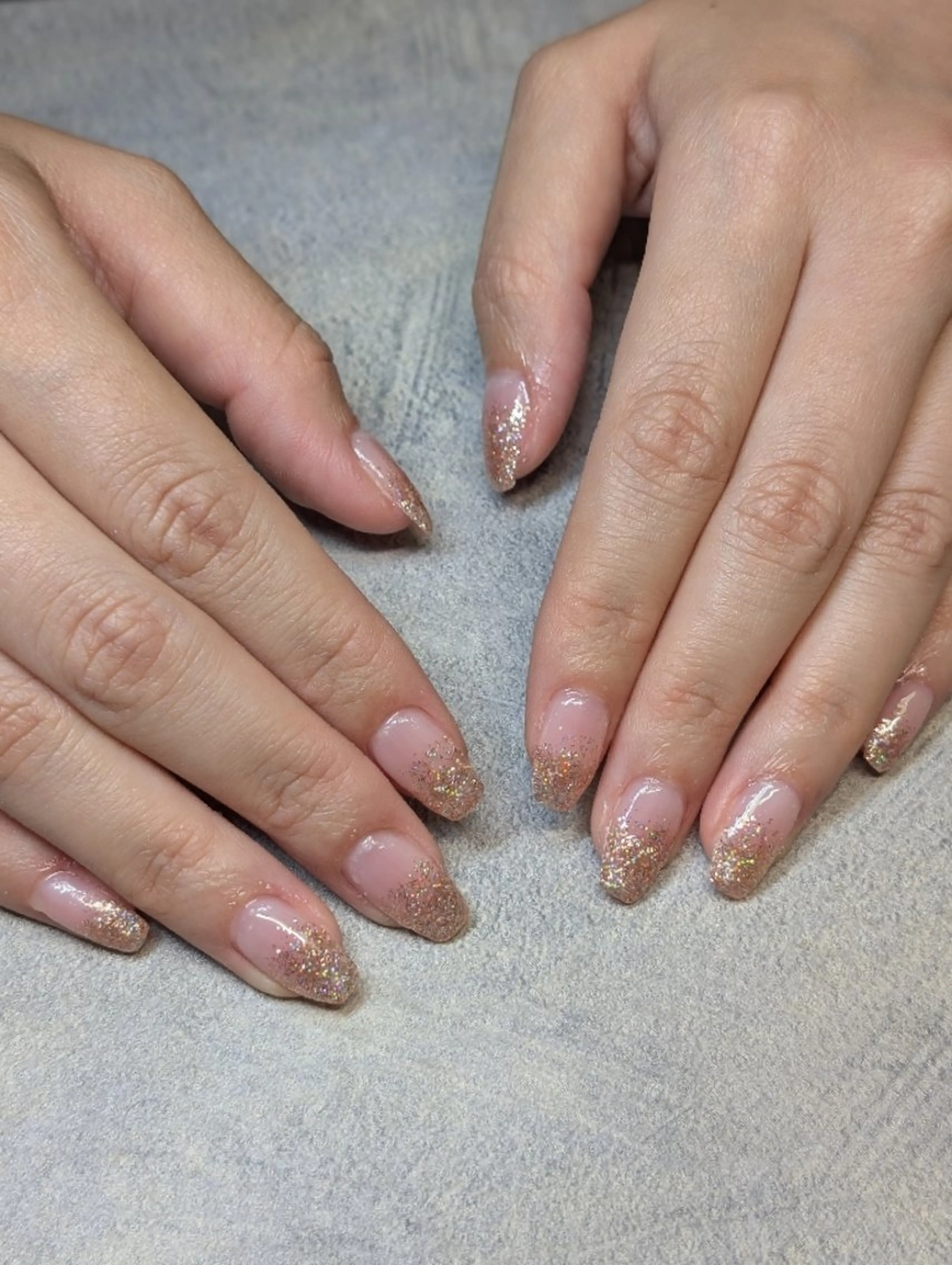 【12月限定🎅】ラメグラデーション（オフあり）✨大人気ケア込み・フィルイン対応✨️（モデル価格）フィルイン対応の写真