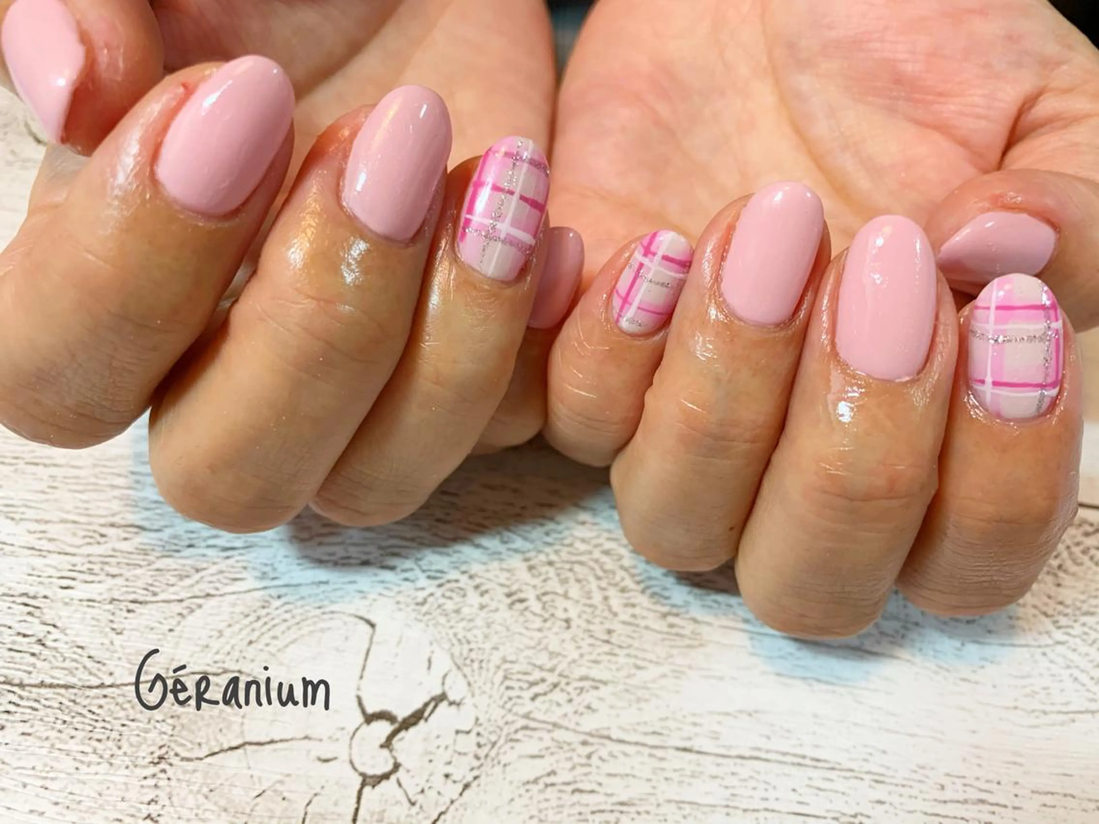 ネイル ハンドネイル フットネイル GéRanium Harukaのネイルデザイン