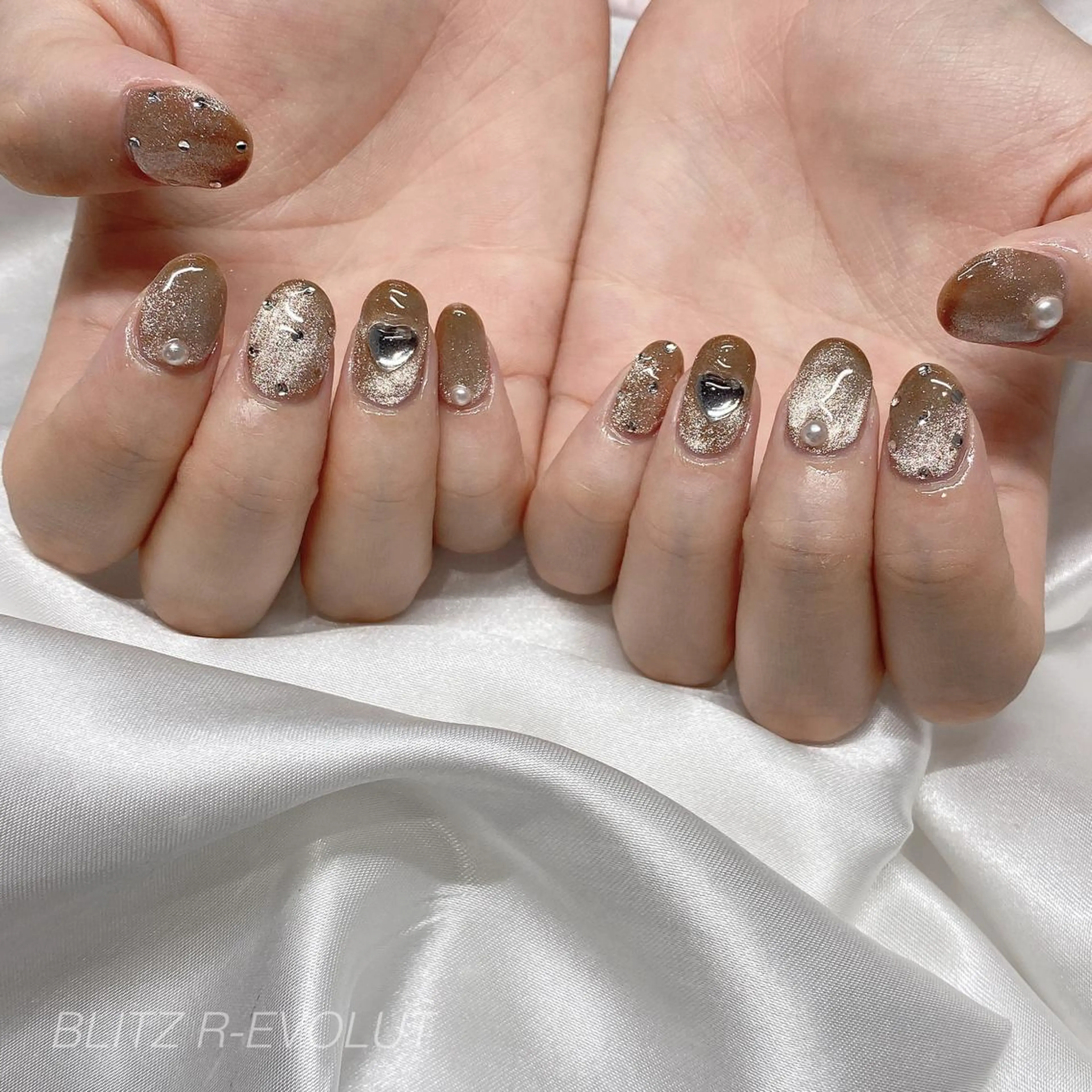 ネイル ☁️BLITZ 🎀笠原雪音🎀のネイルデザイン