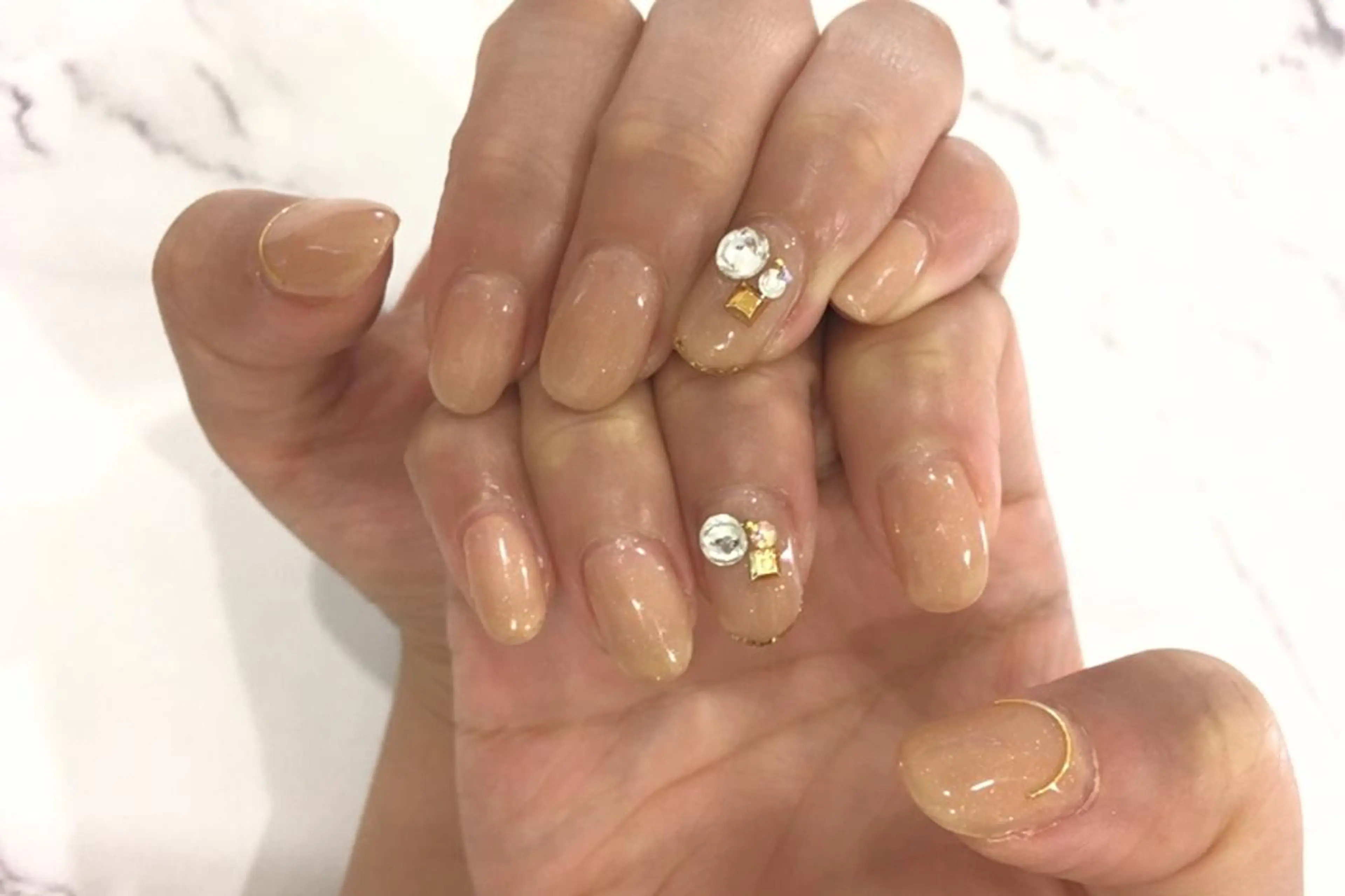 ネイル フラワーネイル ネイル＆フラワーサロン〜Ri✦hiro〜鳥栖店所属・HIRATA RIEのネイルデザイン