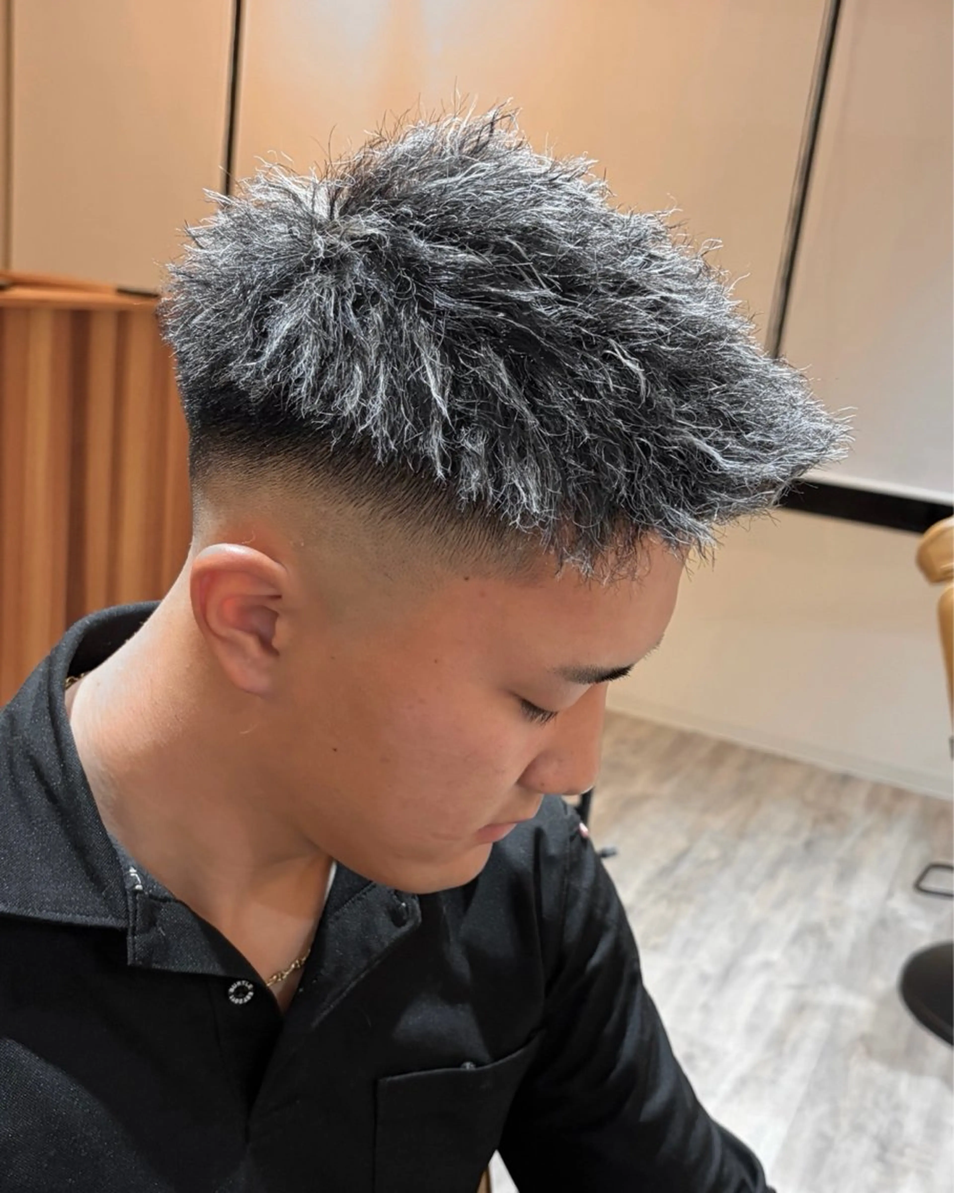 ショート パーマ メンズ カット ヘアカラー パーマ Flow所属・黒原 将貴のヘアスタイル