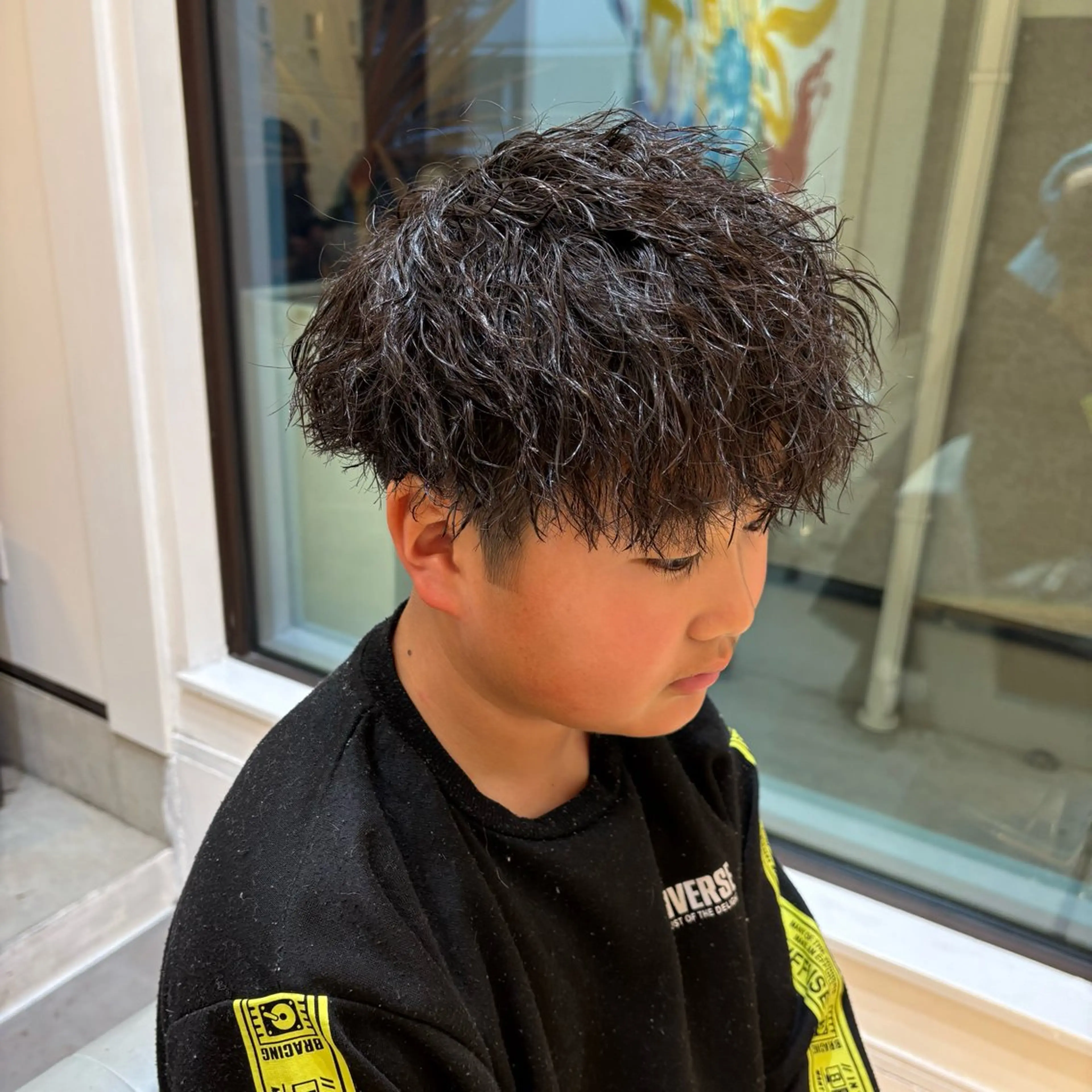 パーマ メンズ キッズ マッシュ メンズパーマ ツイストスパイラルパーマ 刈り上げ スパイラルパーマ カット パーマ GISELA サリナのヘアスタイル