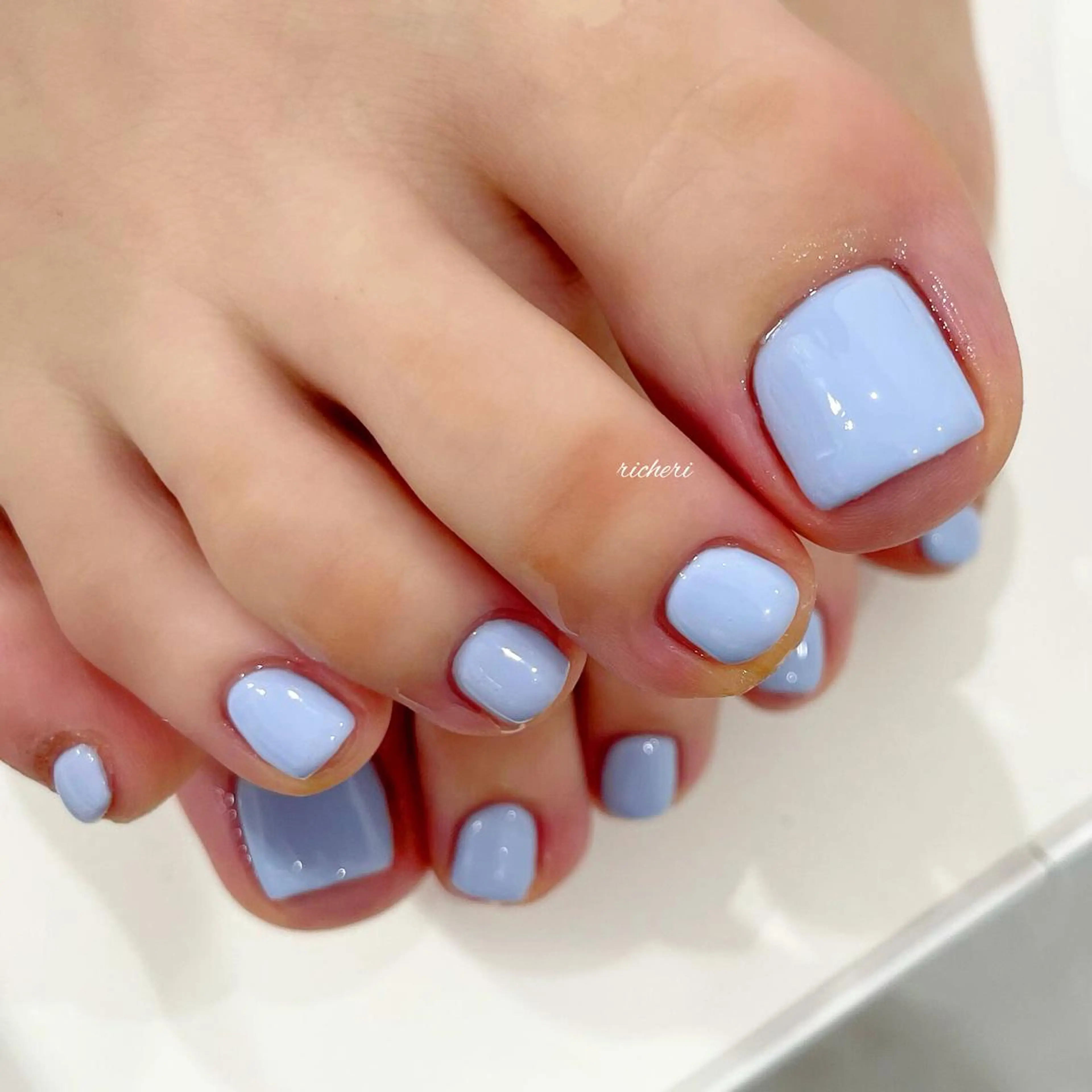ミディアム ネイル 韓国風ヘア アートネイル フットネイル フレンチネイル ジェルネイル richeri beautyのエステ・リラクイメージ