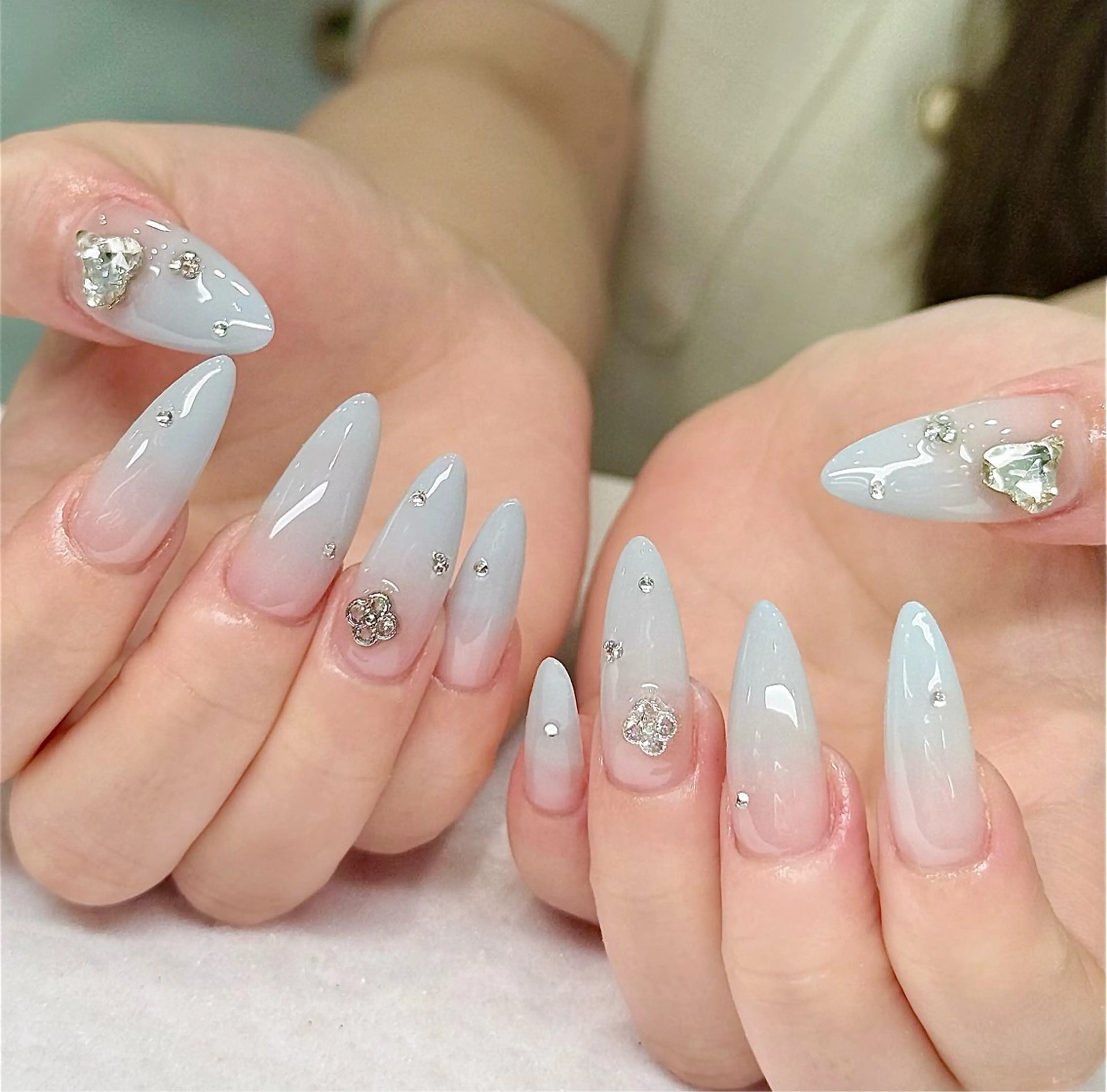 ネイル アートネイル チークネイル 韓国ネイル マグネットネイル ニュアンスネイル NAILS168 新大久保店のネイルデザイン